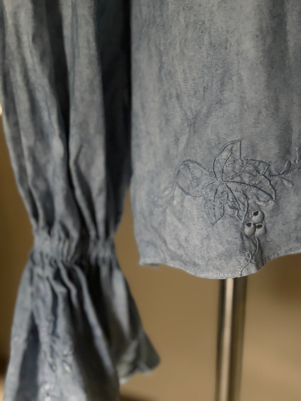 ベンガラトップス