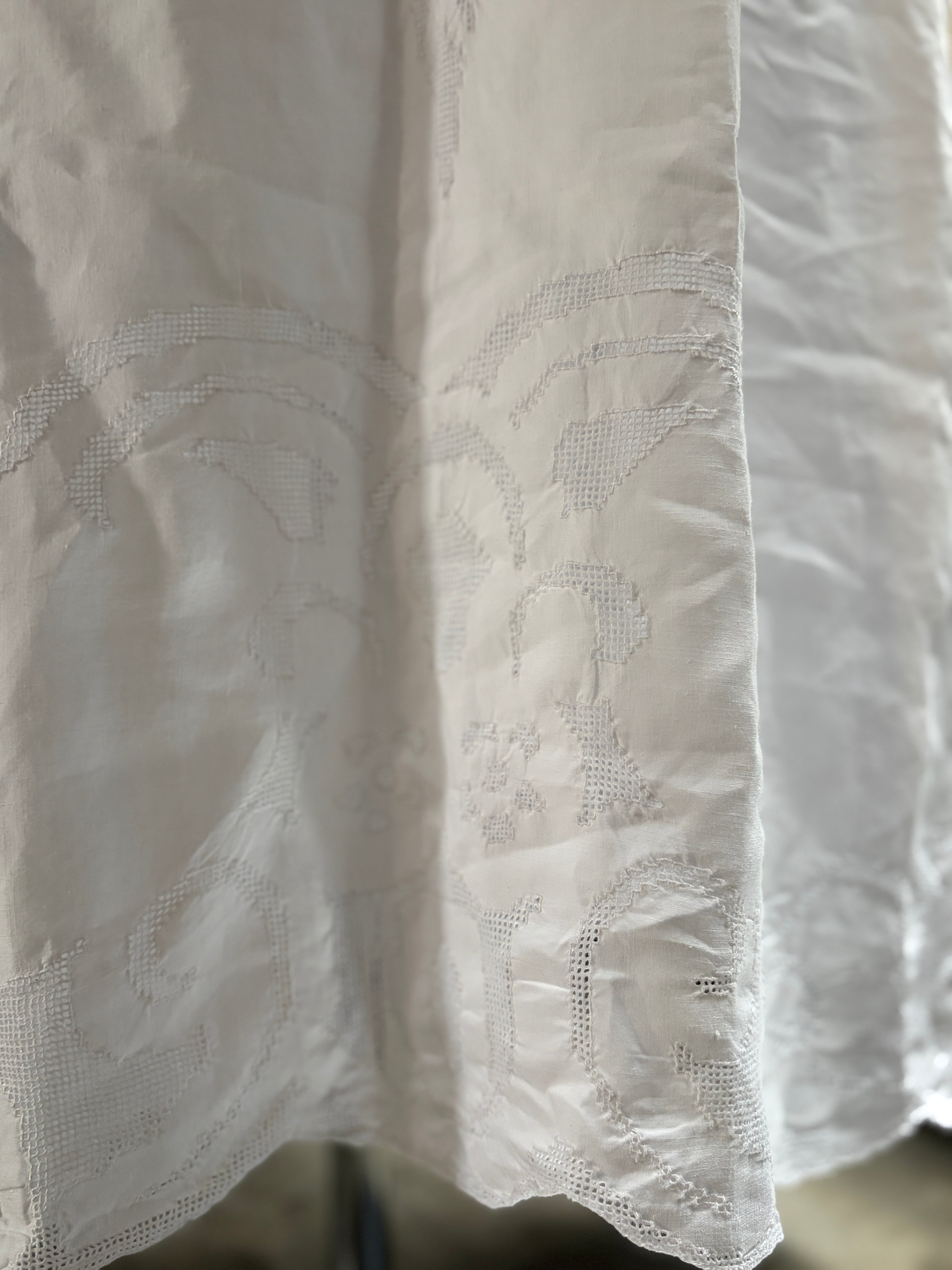 垂華（Suika）｜Ivory Cascade Dress