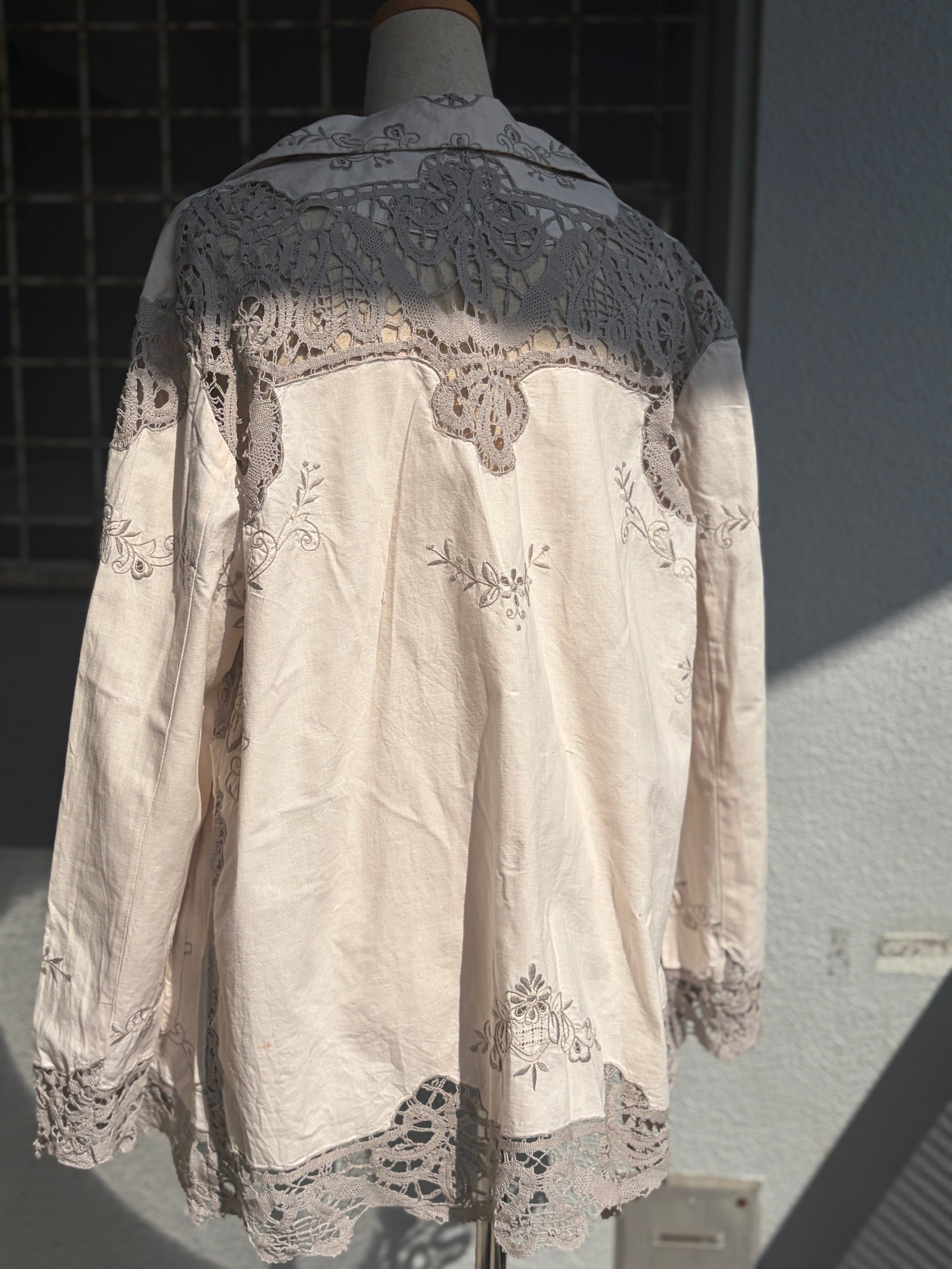 2 流紋（Ryūmon）｜Lace Tailored Jacket