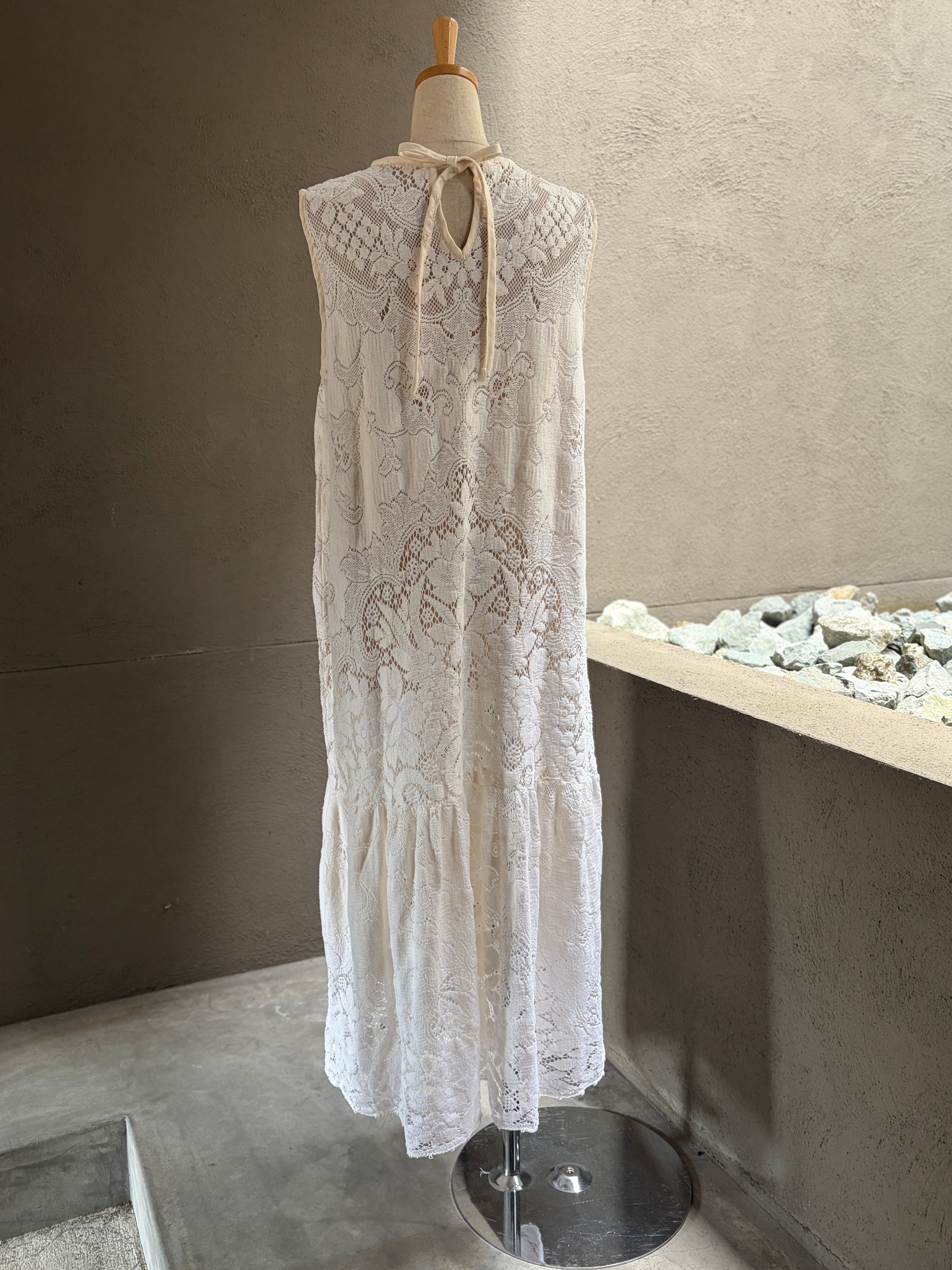 華章（Kashō）｜Floral Ornament Dress