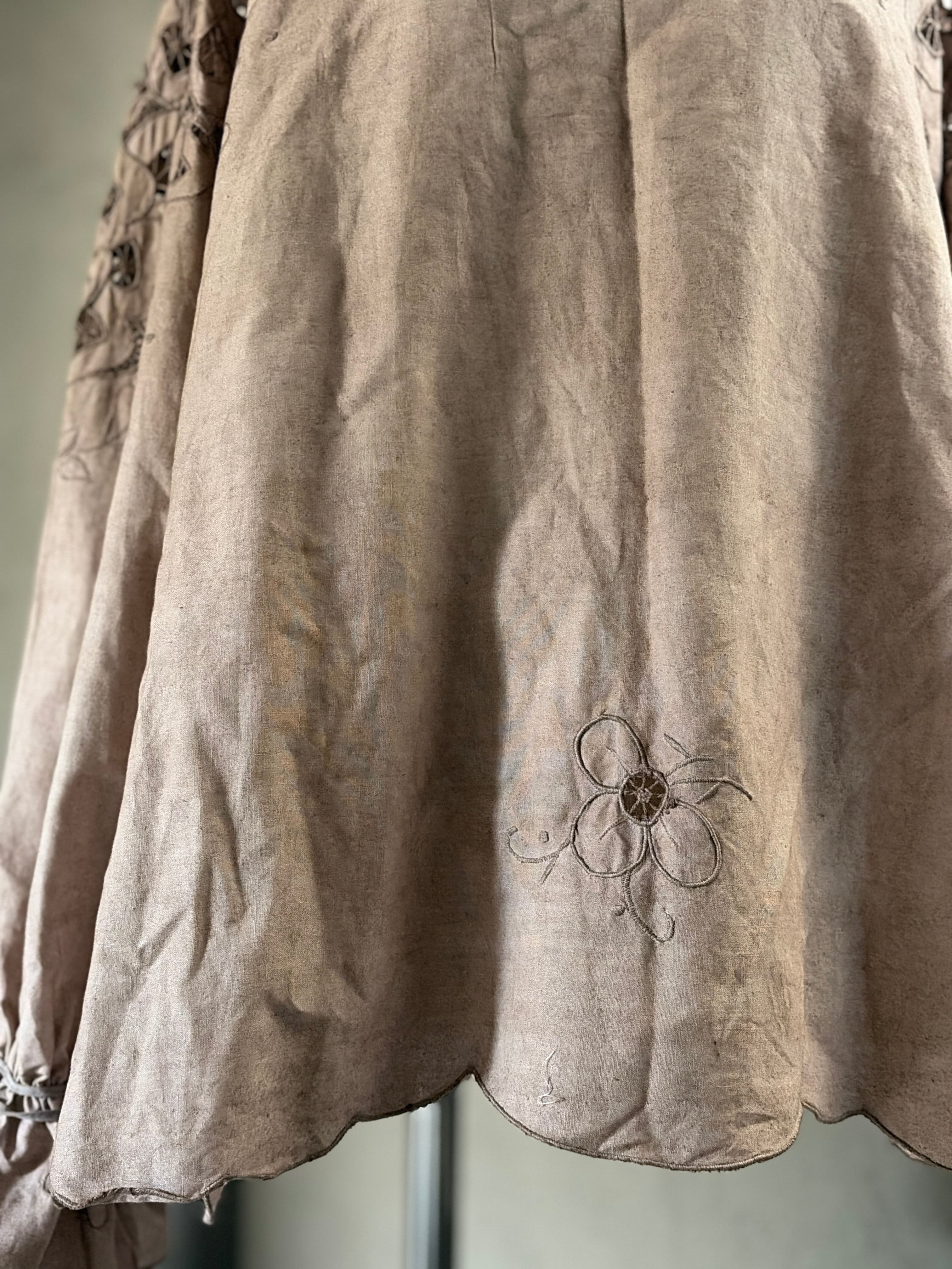 刻紋（Koku-mon）｜Cutwork Embroidered Tunic