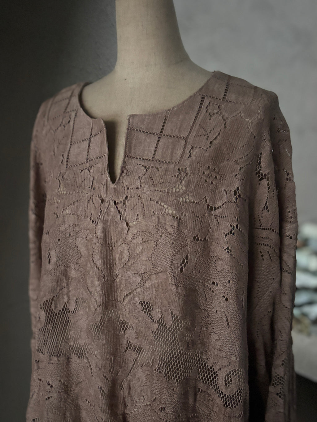 素紋（So-mon）｜Quaker Lace Tunic
