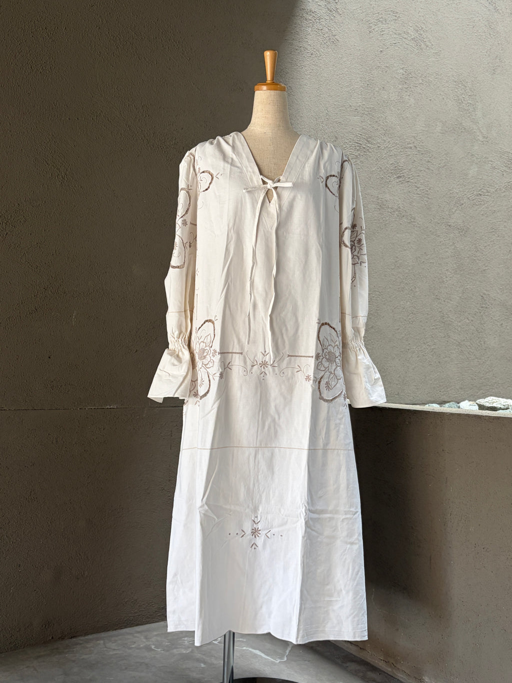余章（Yoshō）｜Quiet Bloom Dress