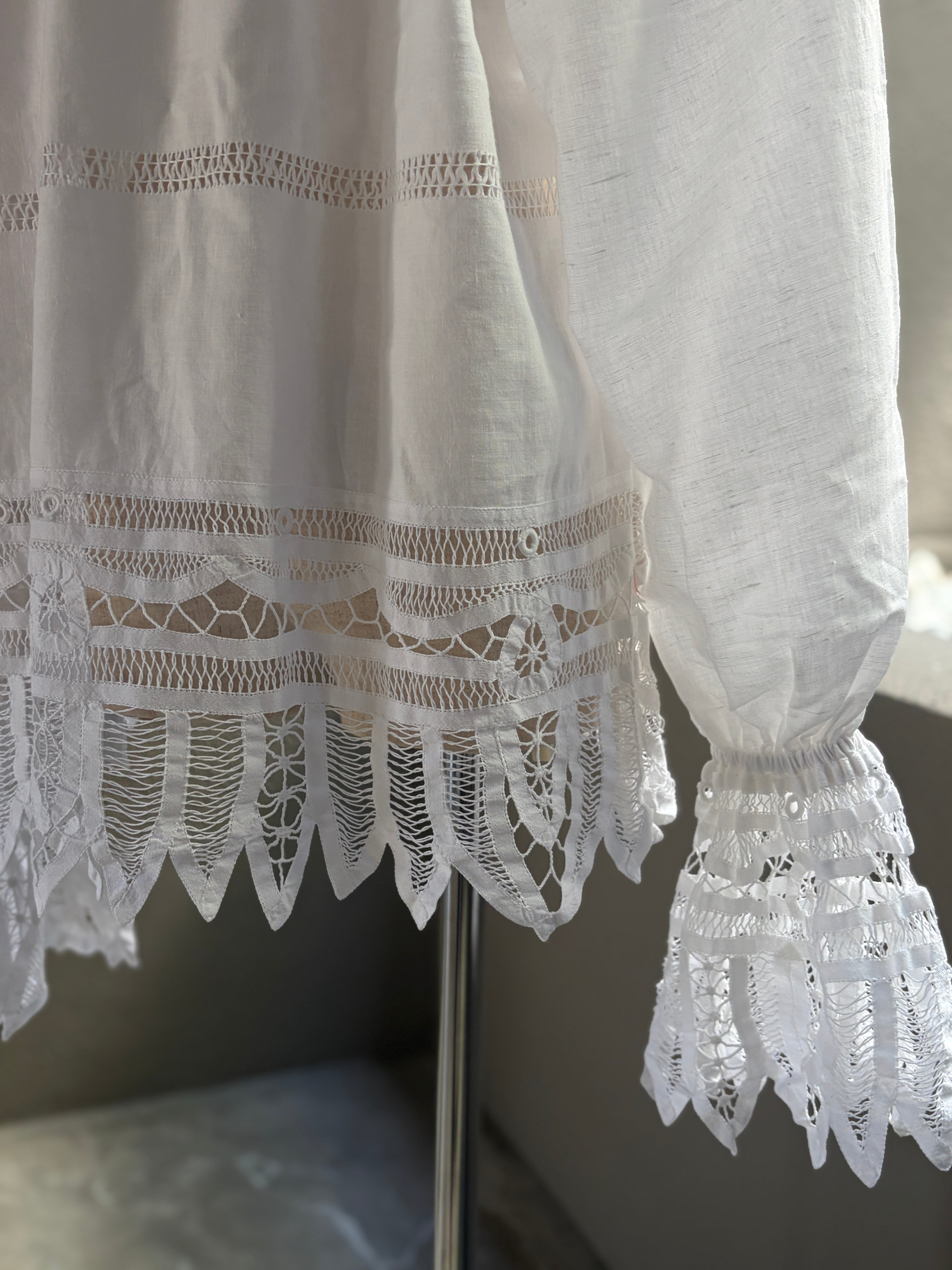 透綻（Tōtan）｜Lace Blouse