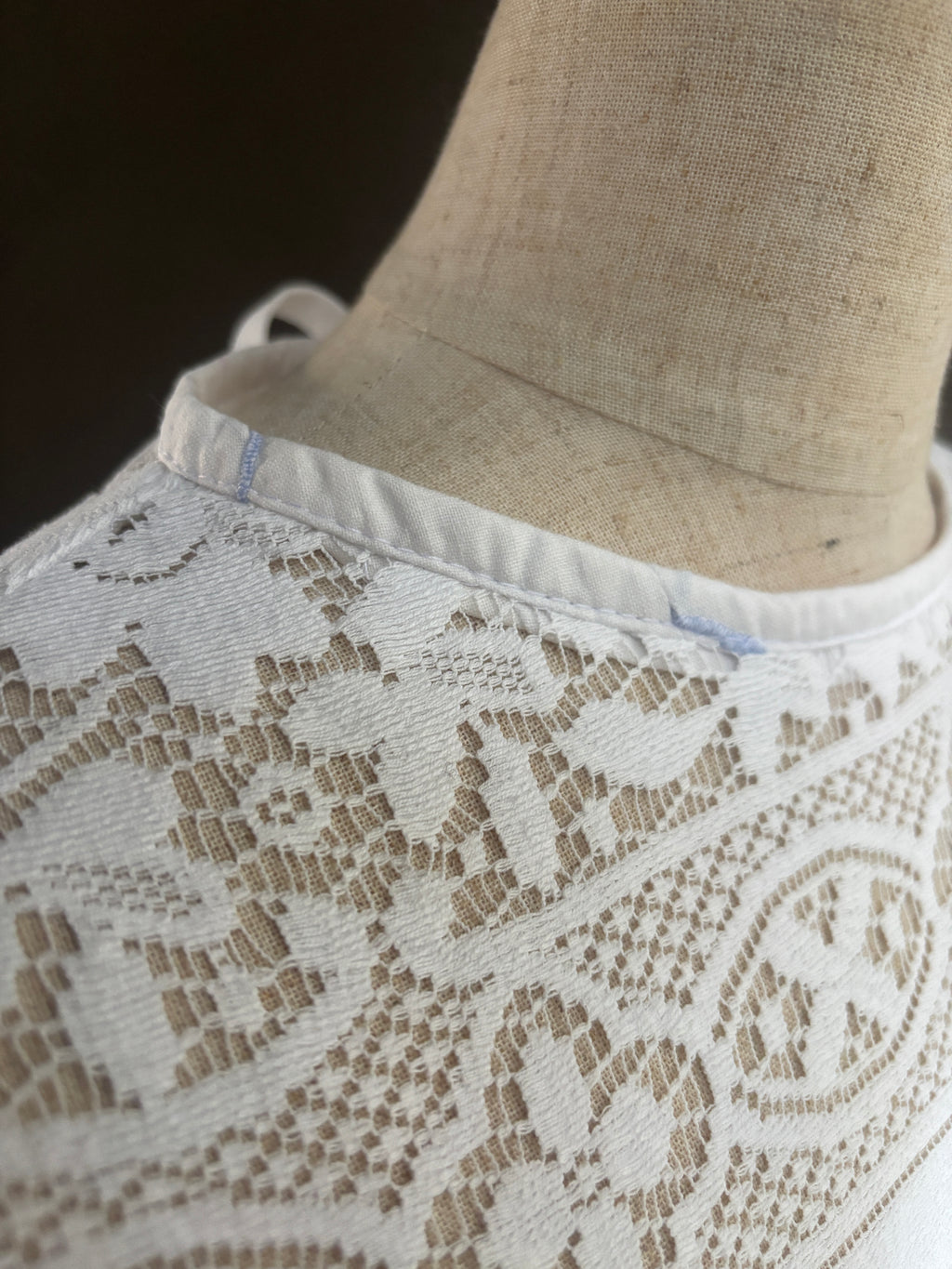 白階（Hakkai）Panel Lace Dress