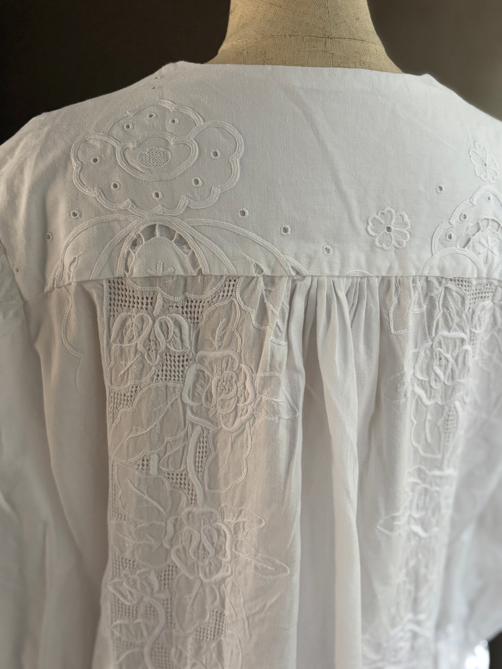 連脈（Renmyaku）｜Lace Vein Dress