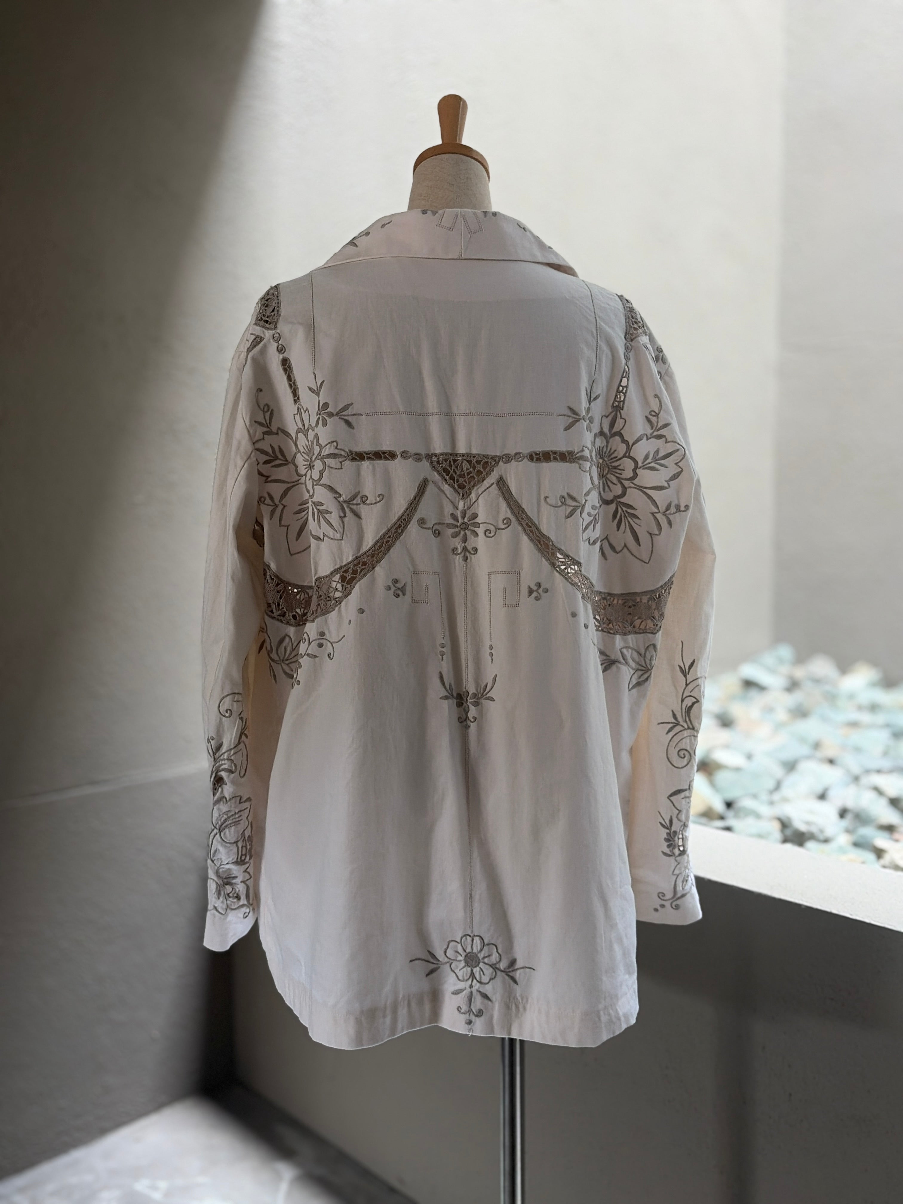 4 花陰（Kain）｜Lace Tailored Jacket