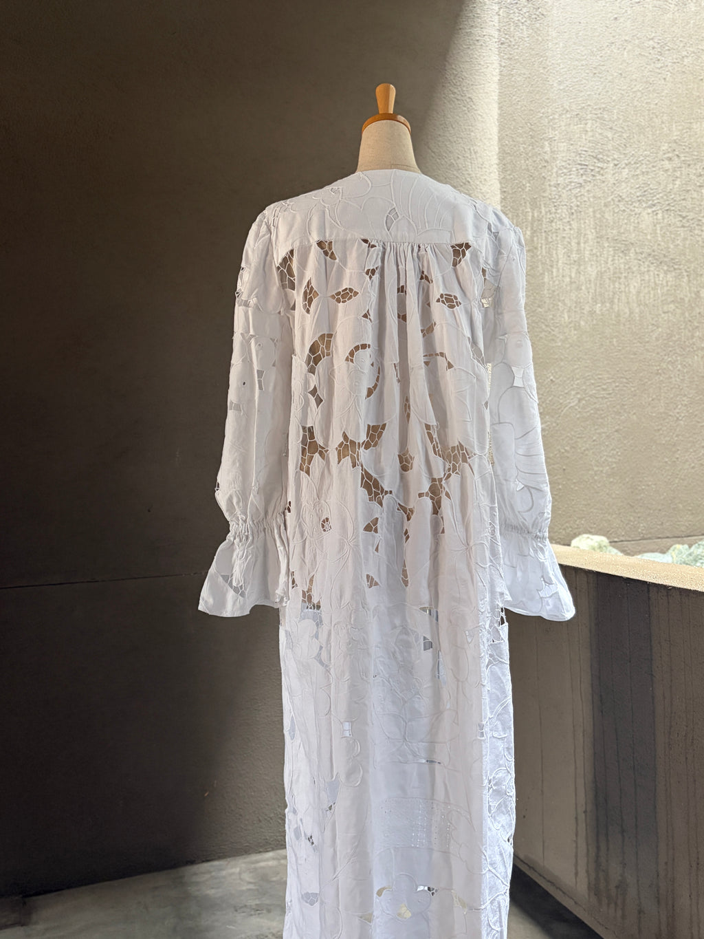 開輪（Kairin）｜Open Petal Dress
