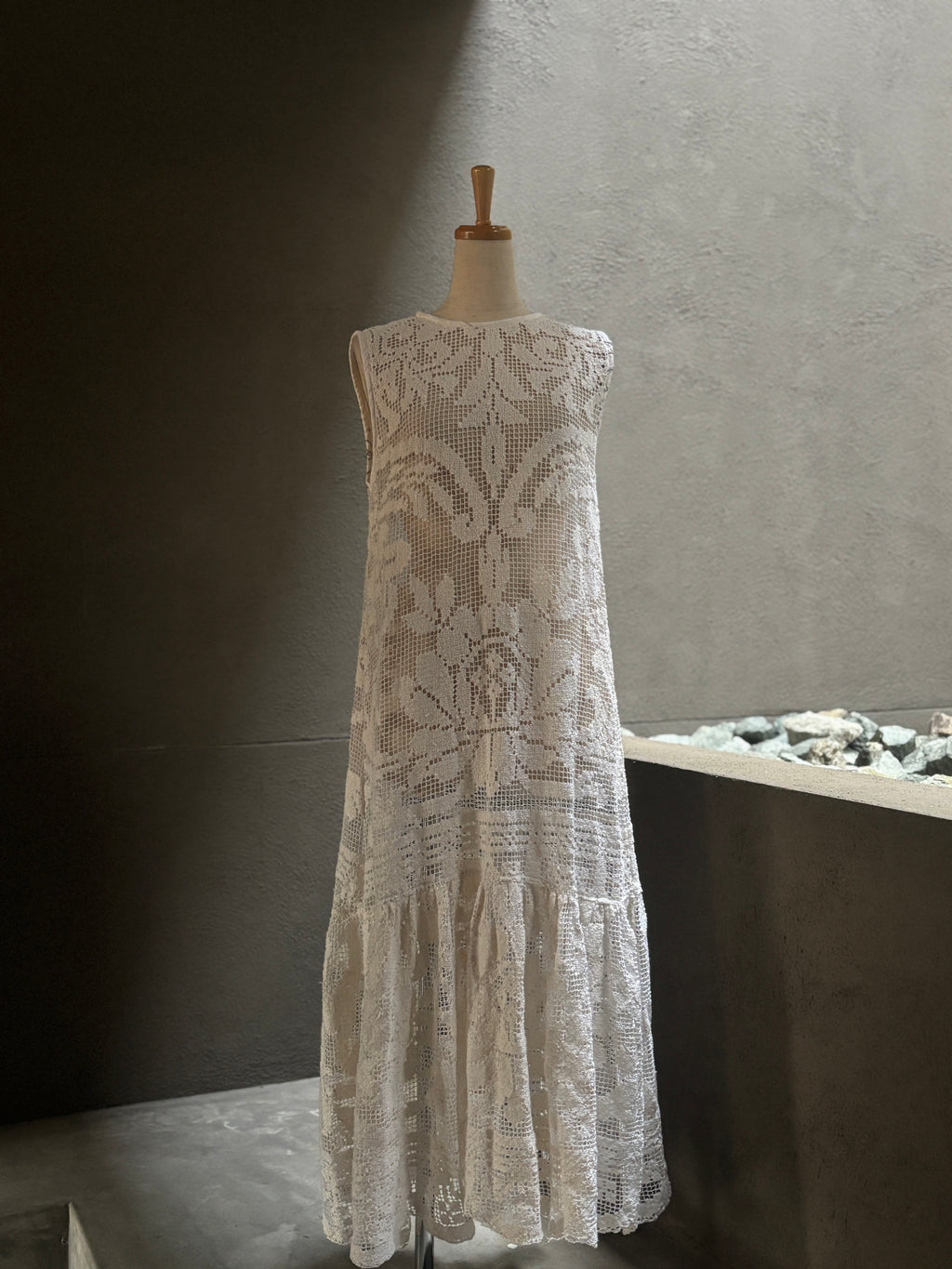 編影（Amei）｜Filet Crochet Lace Dress
