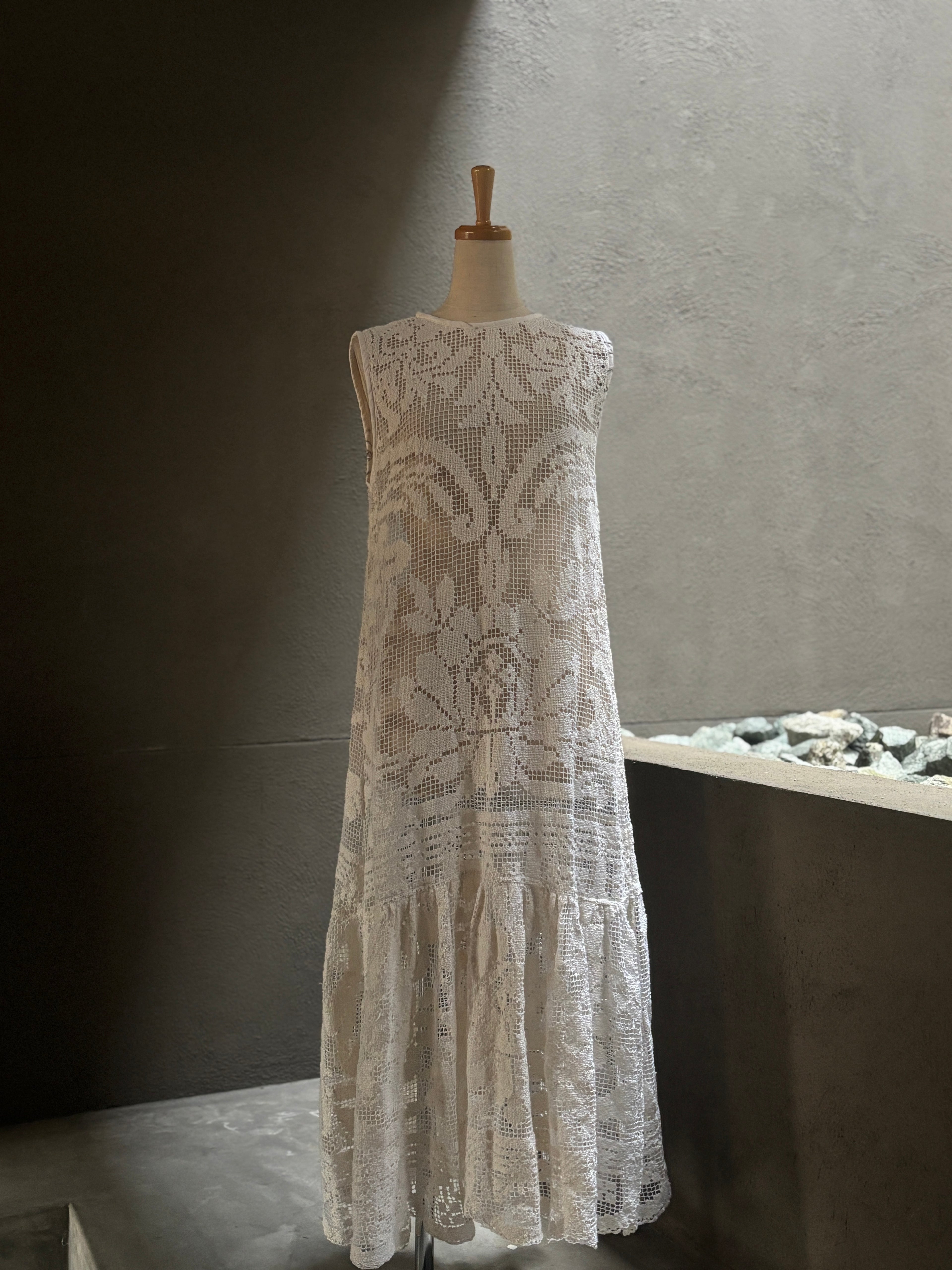 編影（Amei）｜Filet Crochet Lace Dress