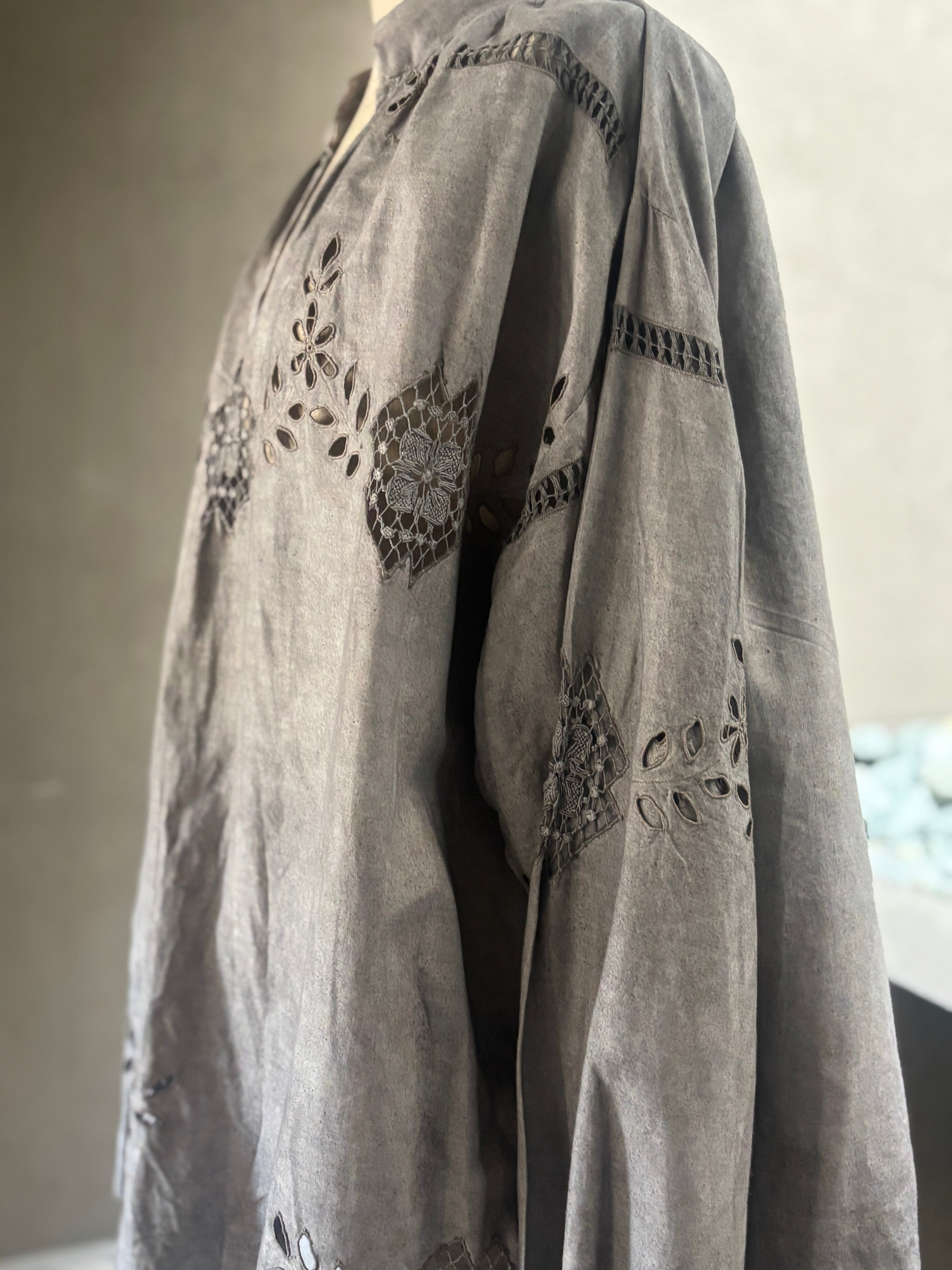 心紋（Shinmon）｜Rare Emblem Blouse