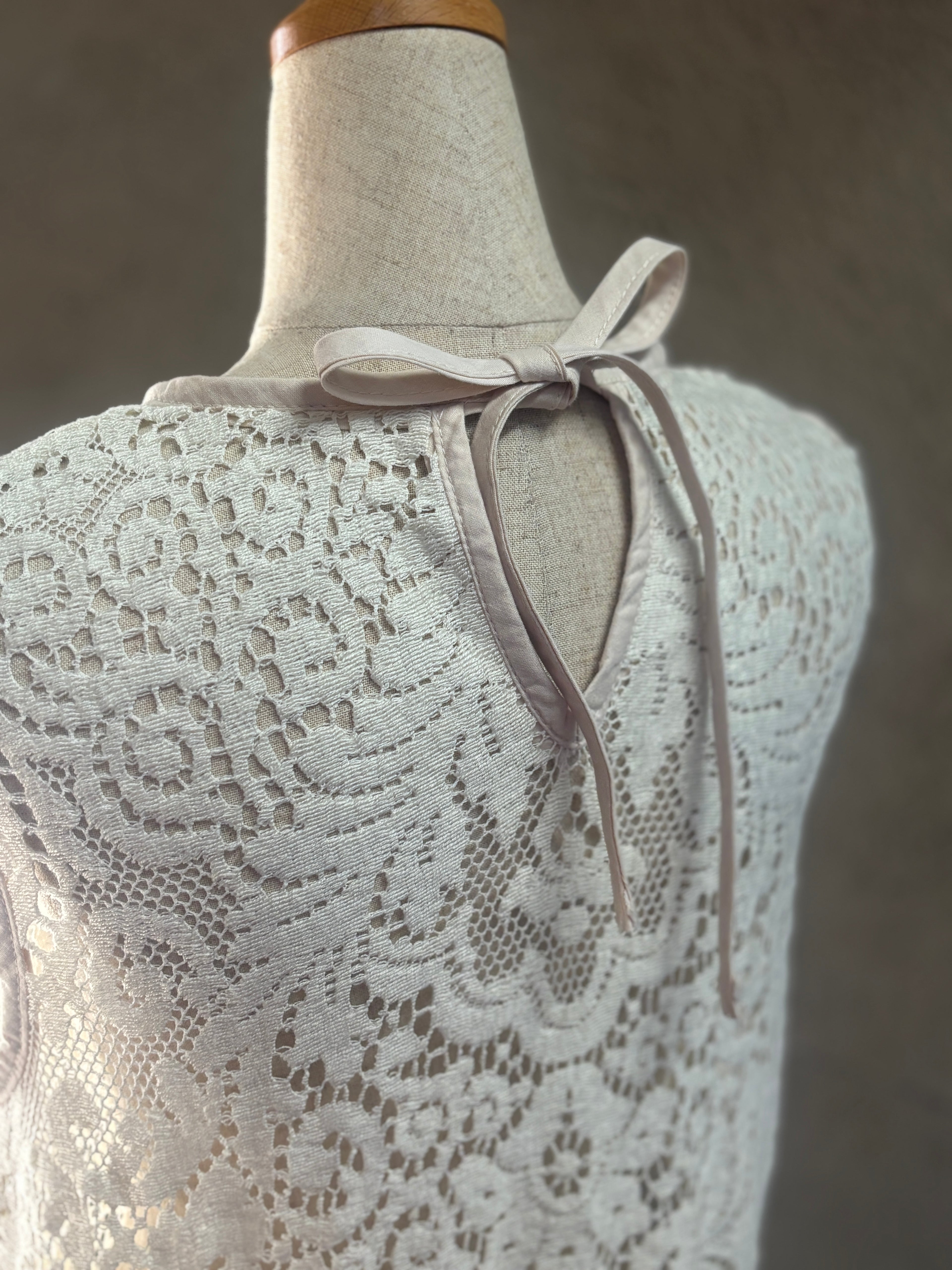 層影（Souei）｜Layered Lace Dress