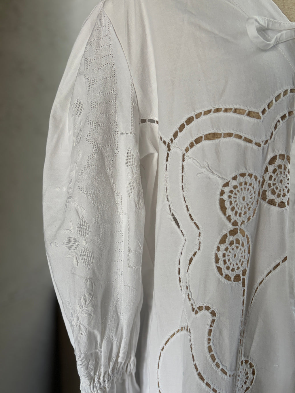 弧章（Koshō）｜Arc Lace Dress