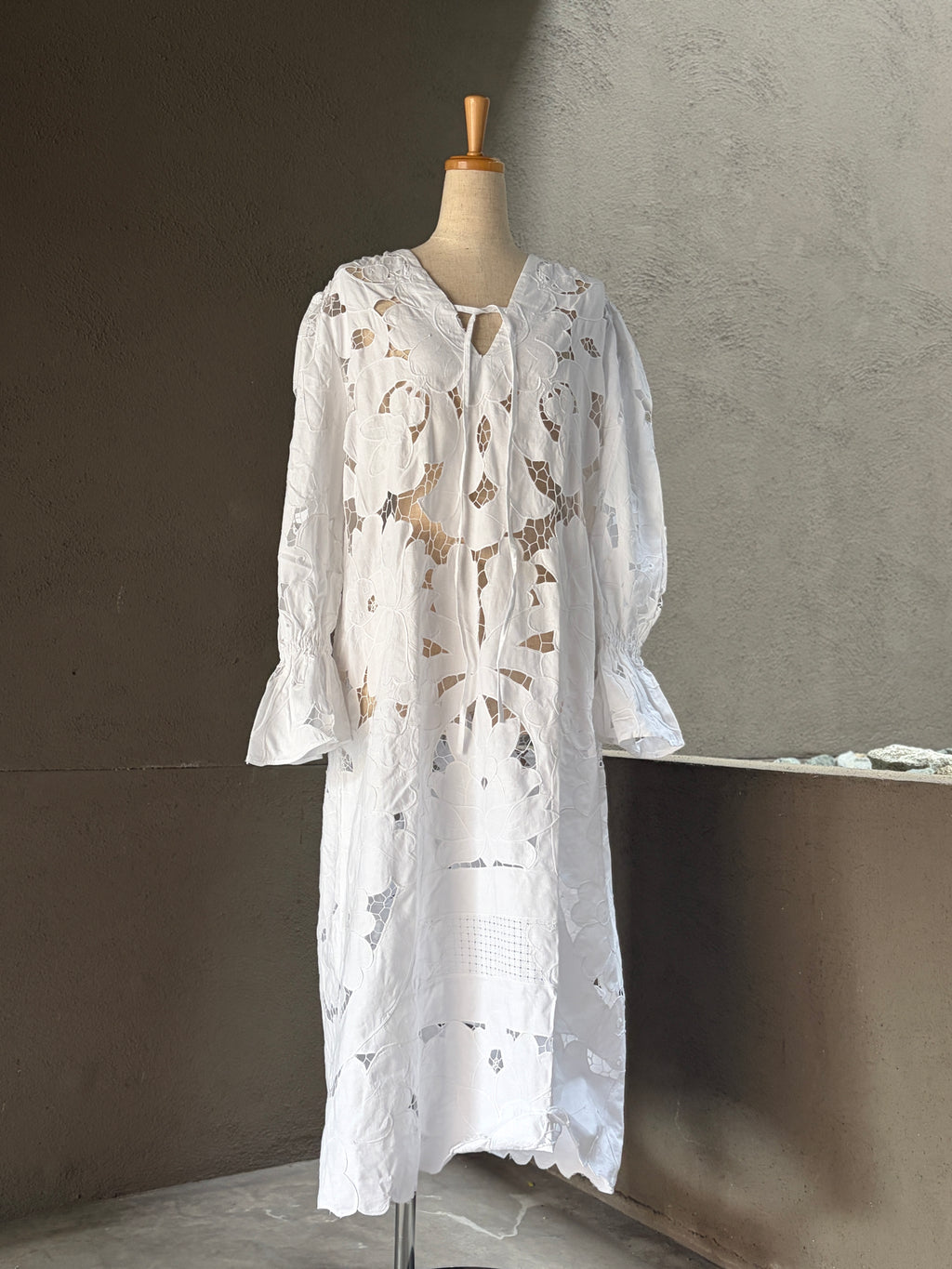 開輪（Kairin）｜Open Petal Dress