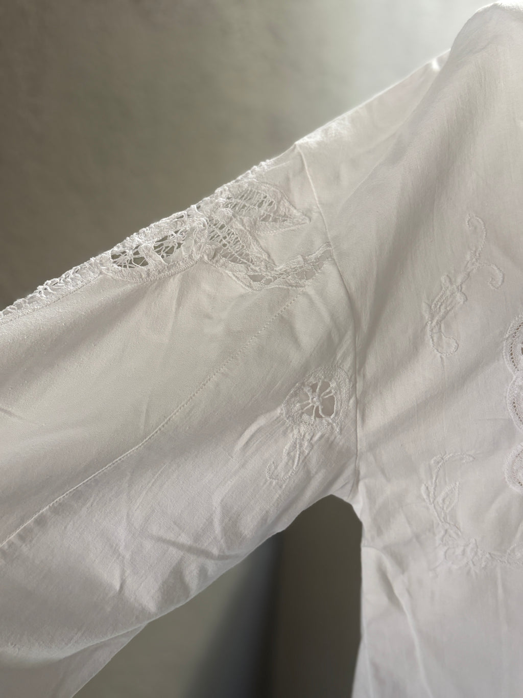 静余（Seiyo）｜Lace Blouse