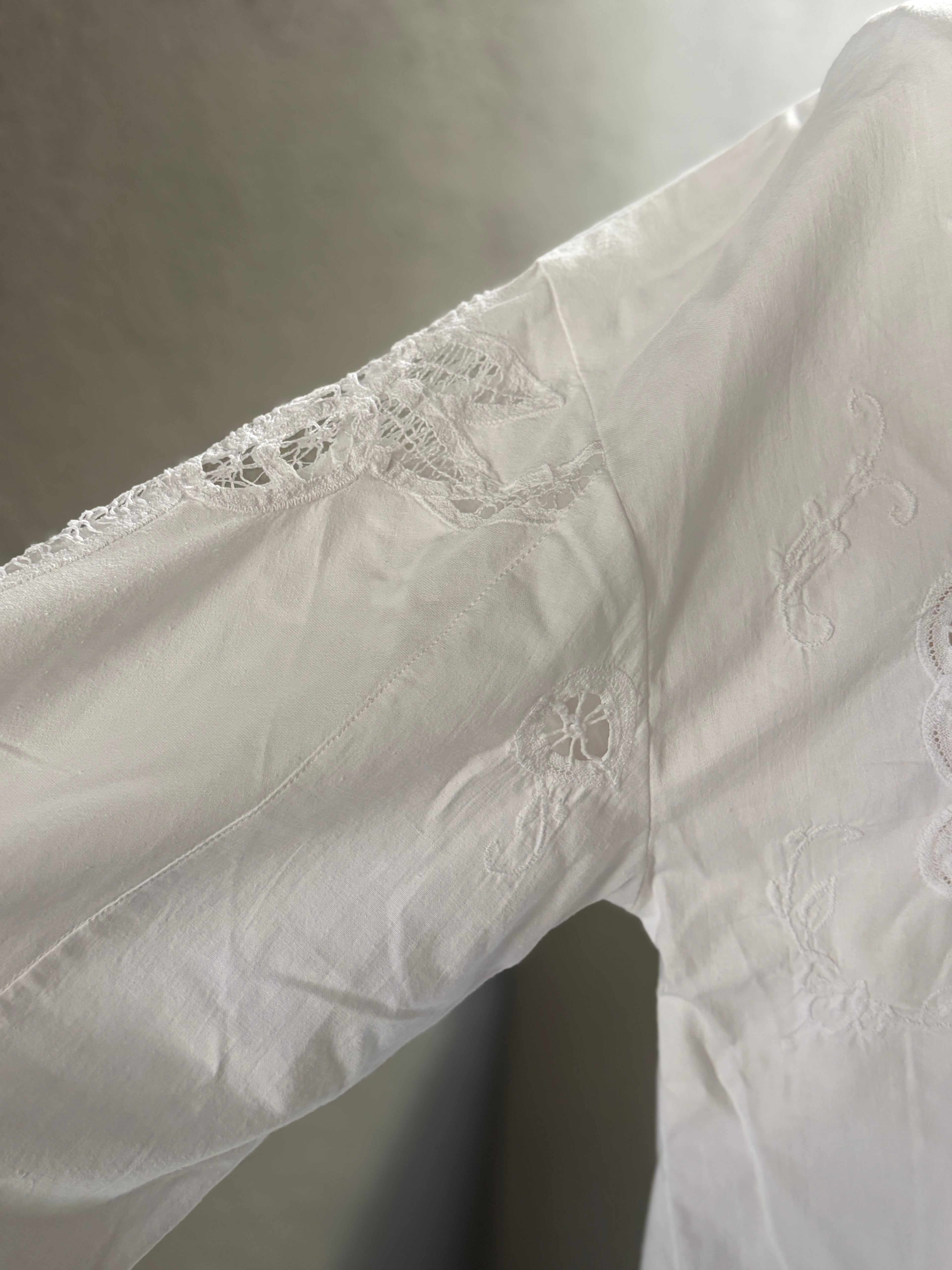 静余（Seiyo）｜Lace Blouse