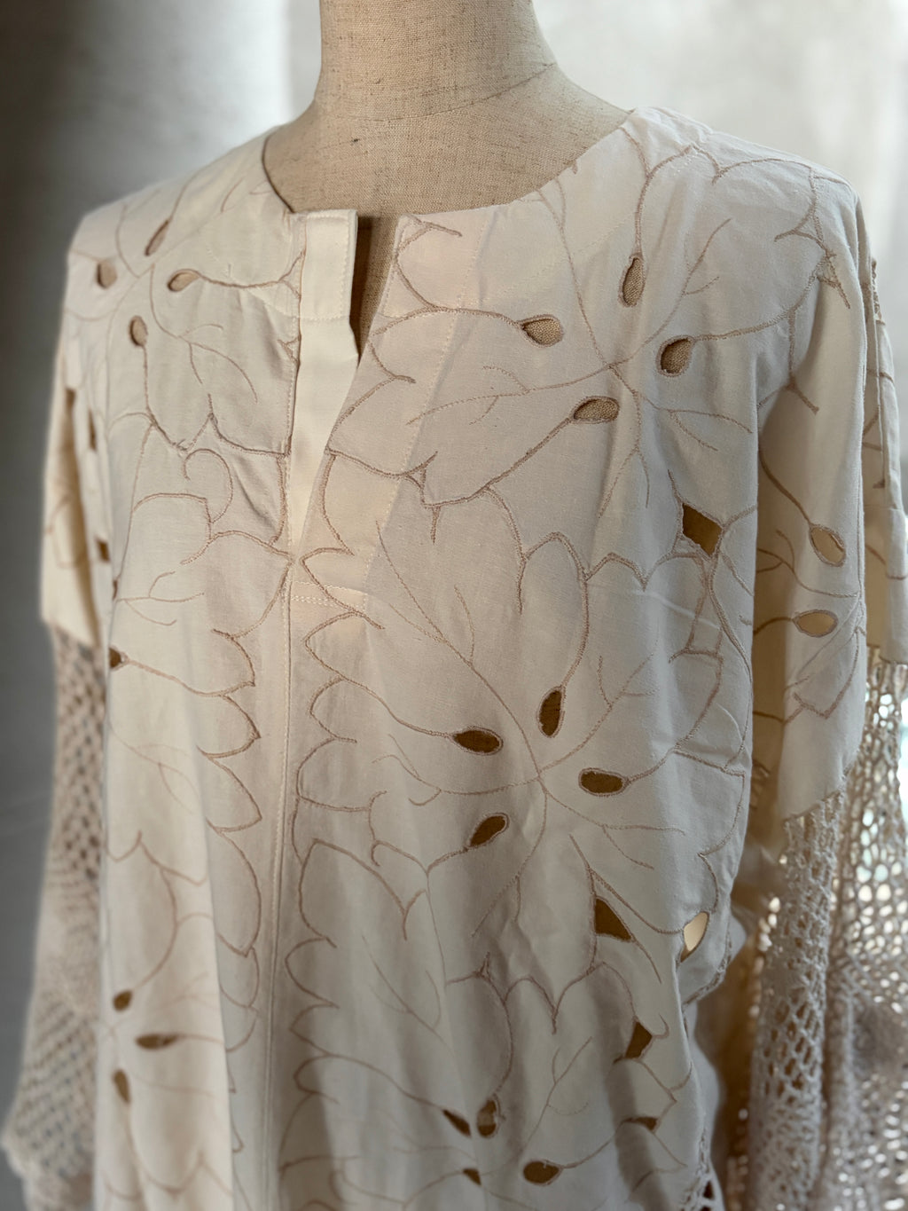 層咲（Sōsaki）｜Layered Lace Dress