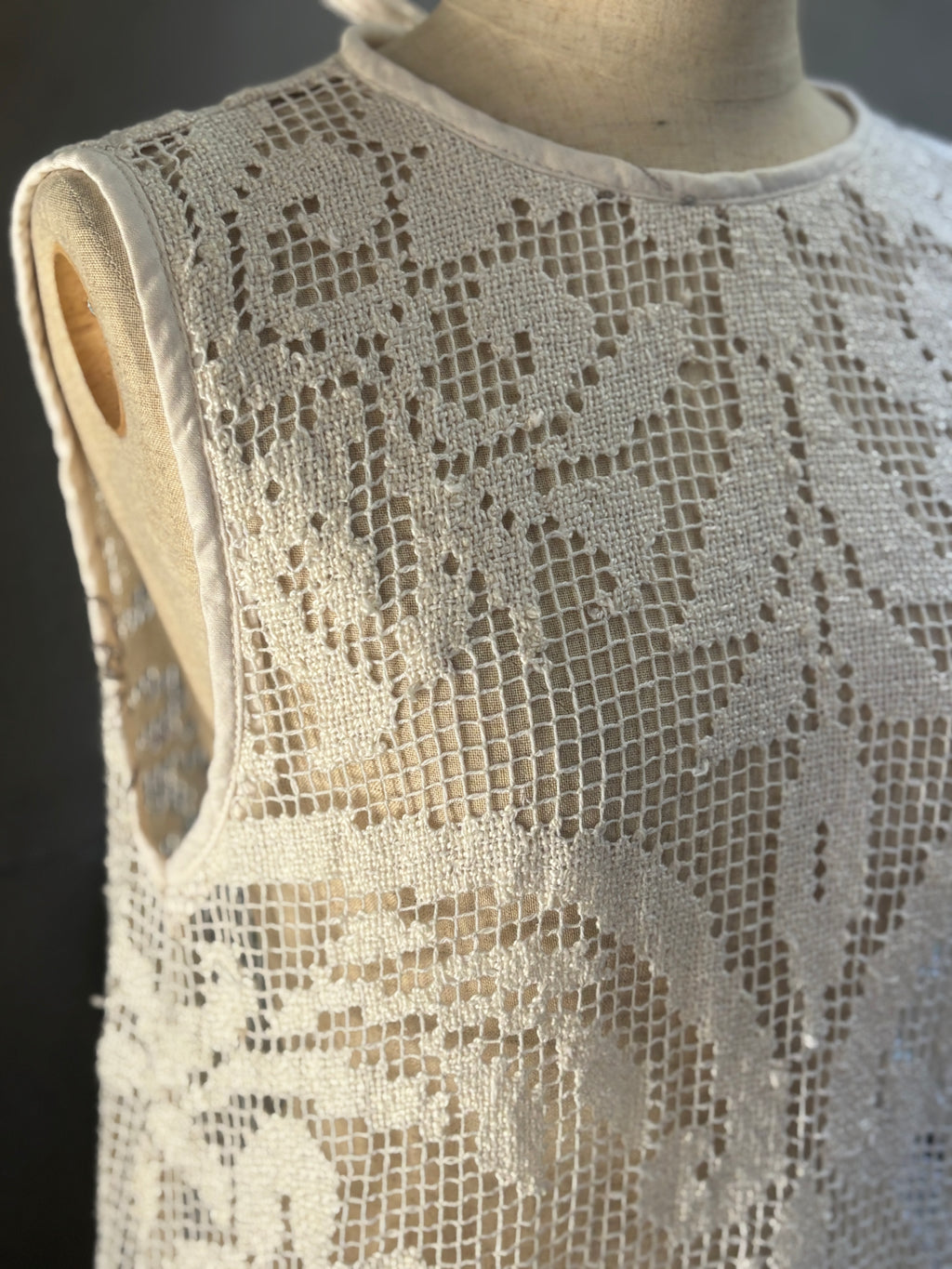 編影（Amei）｜Filet Crochet Lace Dress