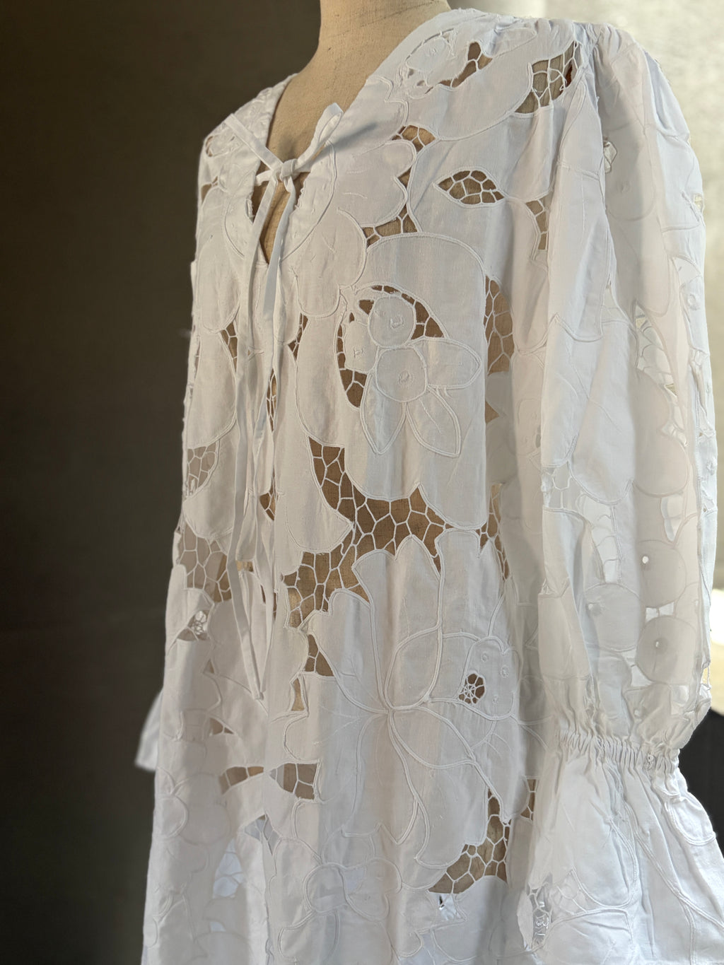 開輪（Kairin）｜Open Petal Dress
