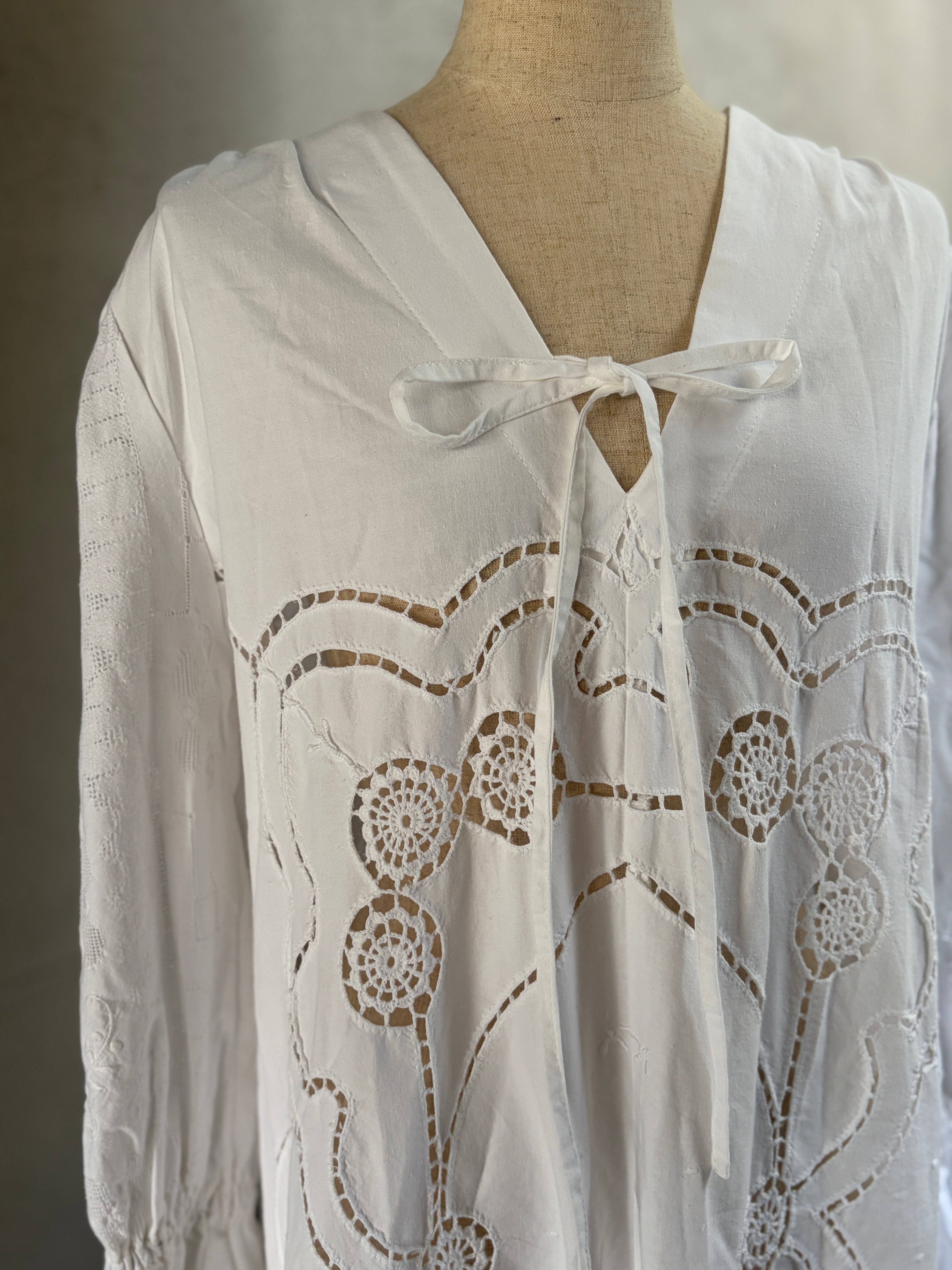 弧章（Koshō）｜Arc Lace Dress