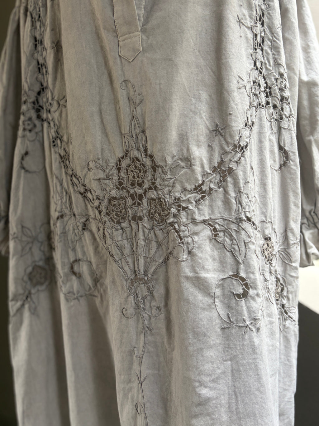 8 影格（Eikaku）｜Lace Dress
