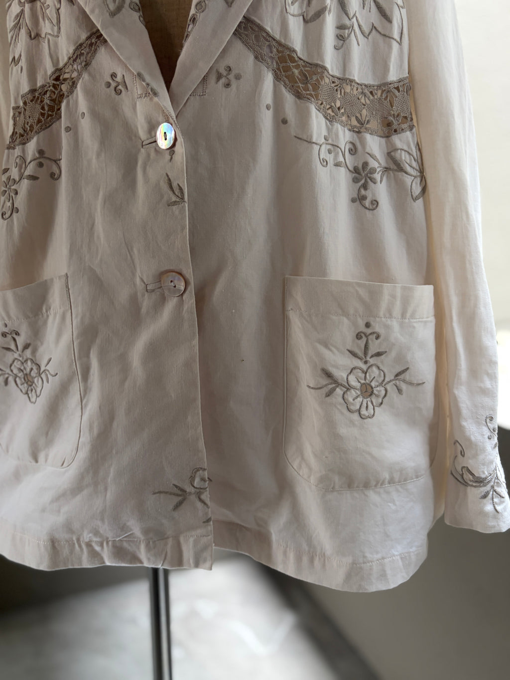 4 花陰（Kain）｜Lace Tailored Jacket