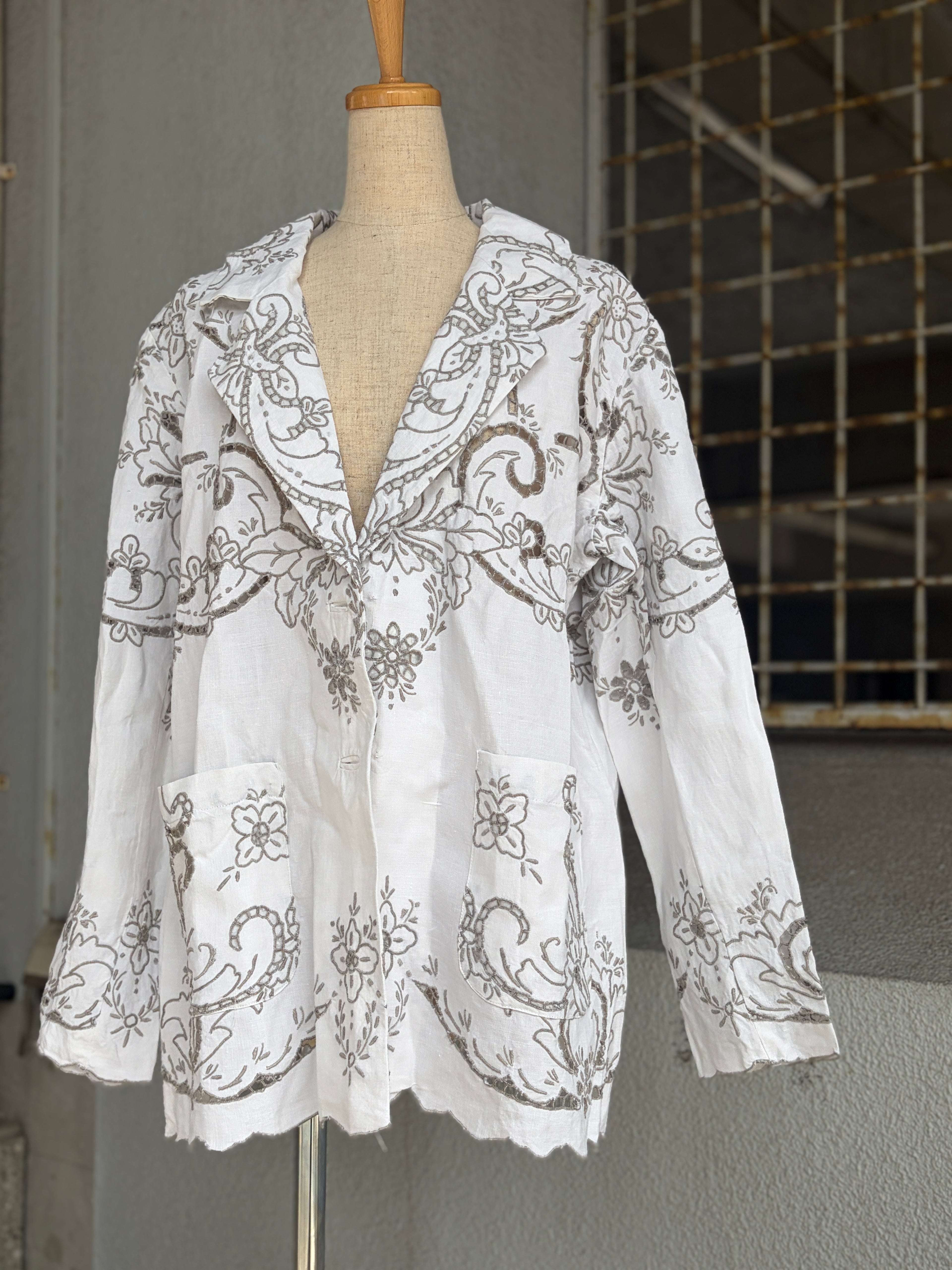 1 静紋（Seimon）｜Lace Tailored Jacket
