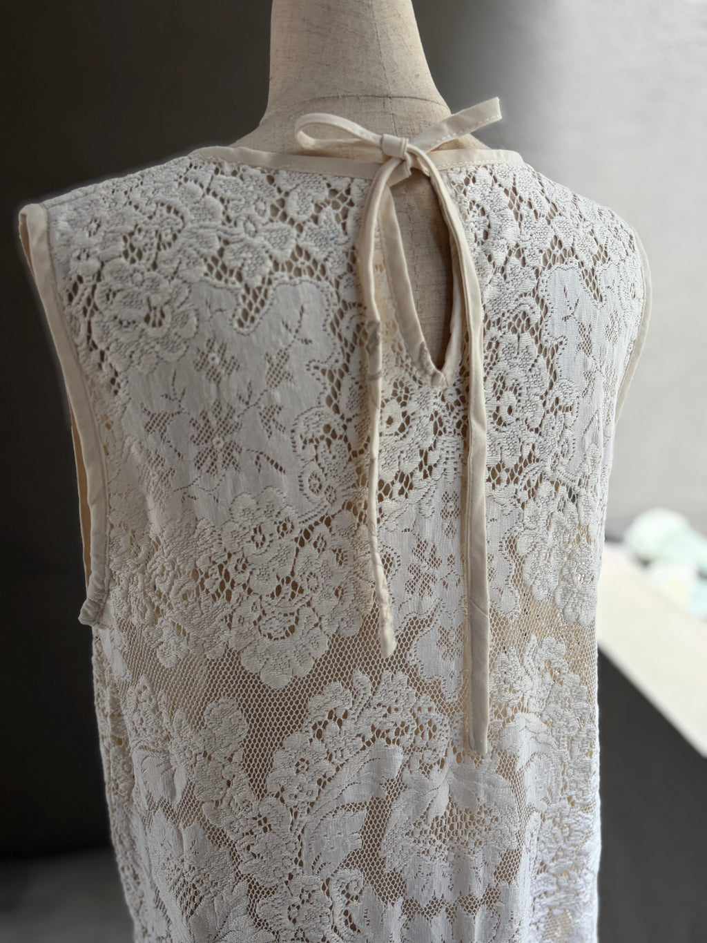 余透｜Yo-Tou｜Lingering Sheer