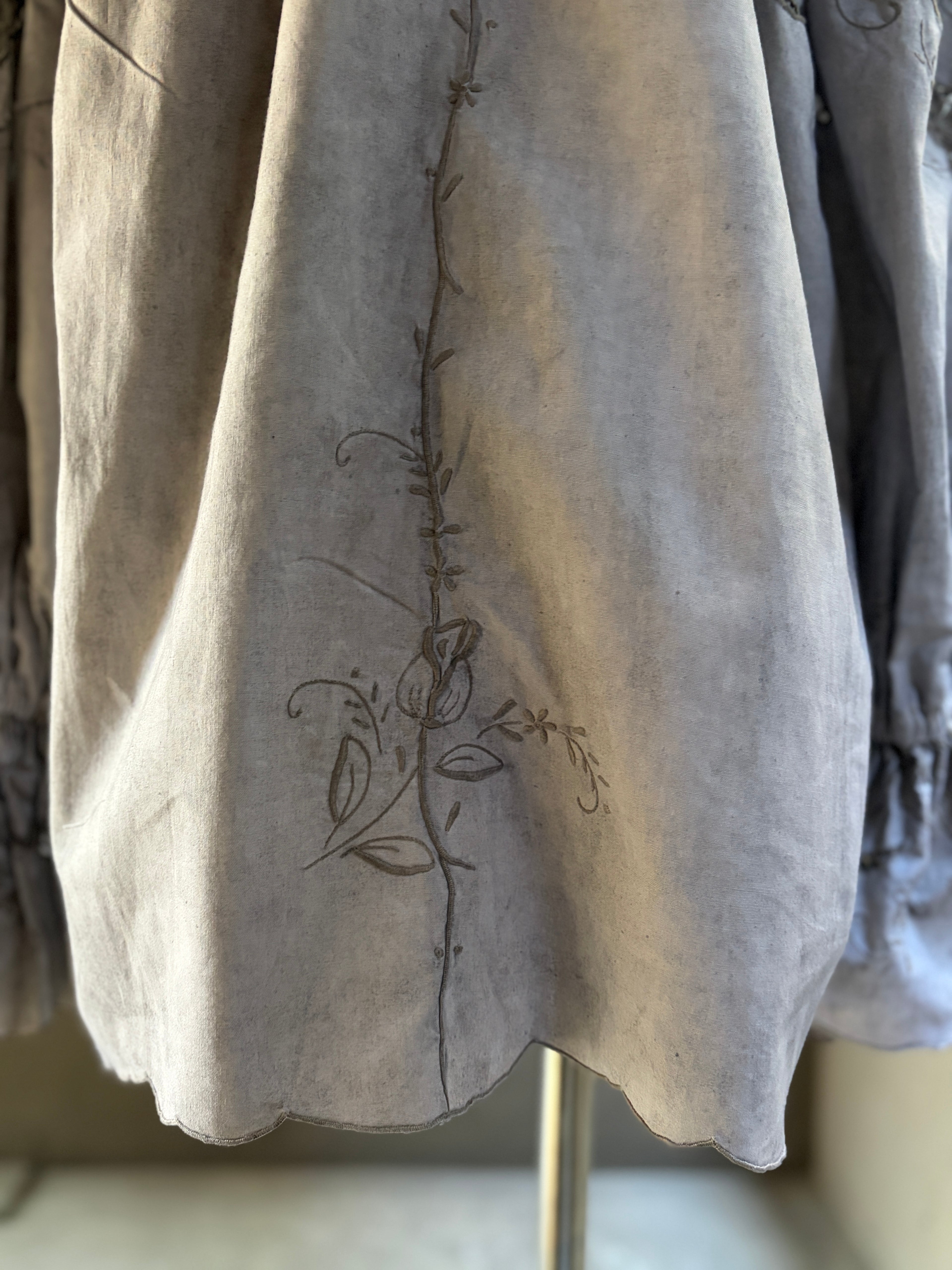 集積（Shūseki）– Lace Blouse