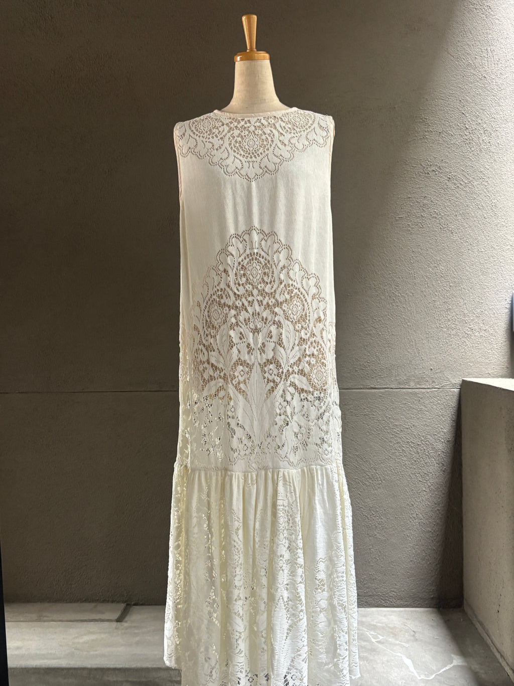 白環（Hakukan）｜Lace Dress