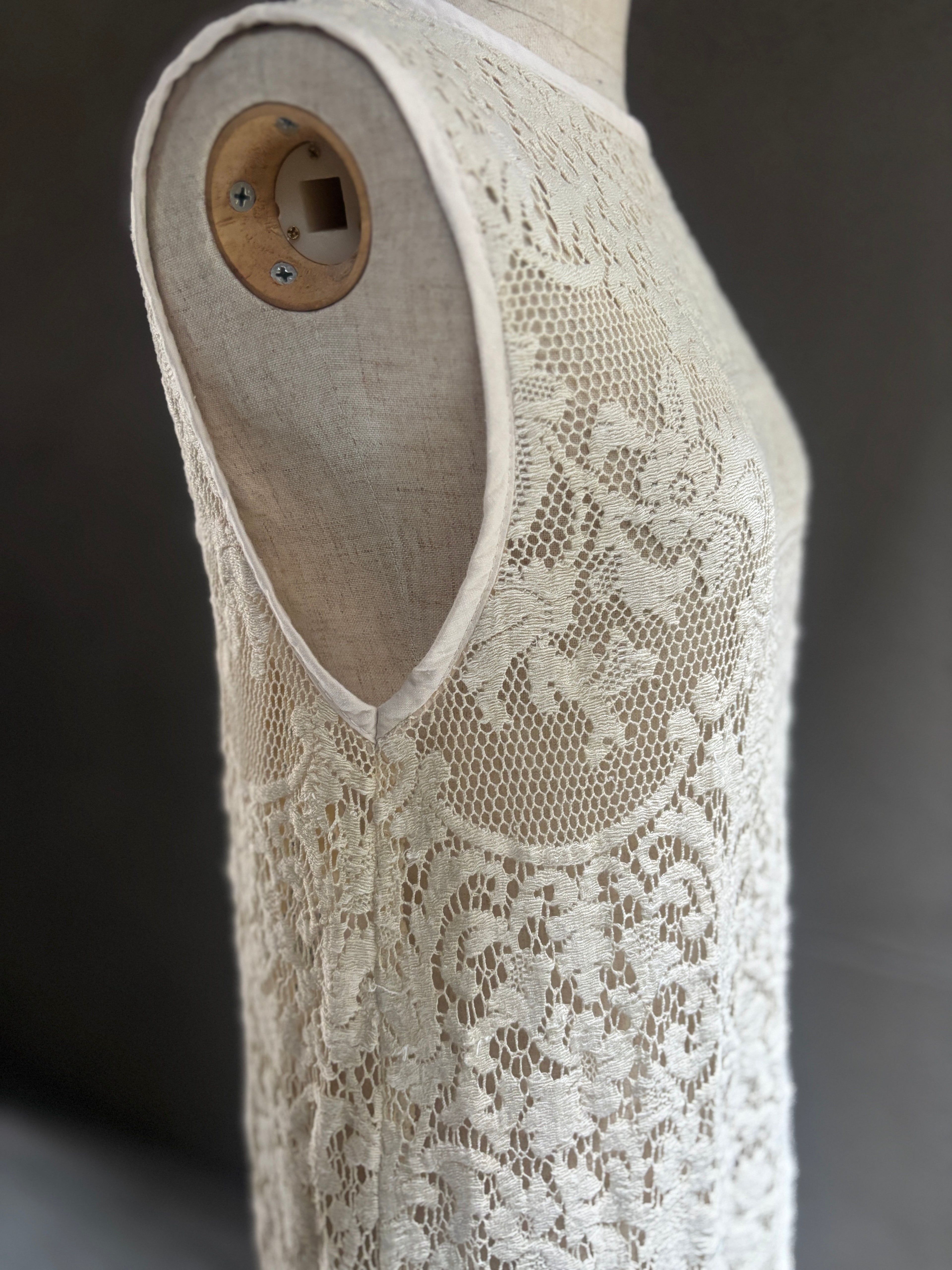 白綾（Hakua）｜Ivory Lace Dress