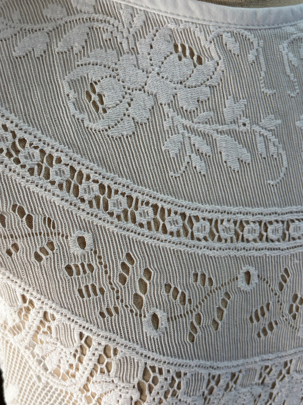静影（Seiei）｜Quiet Lace Dress