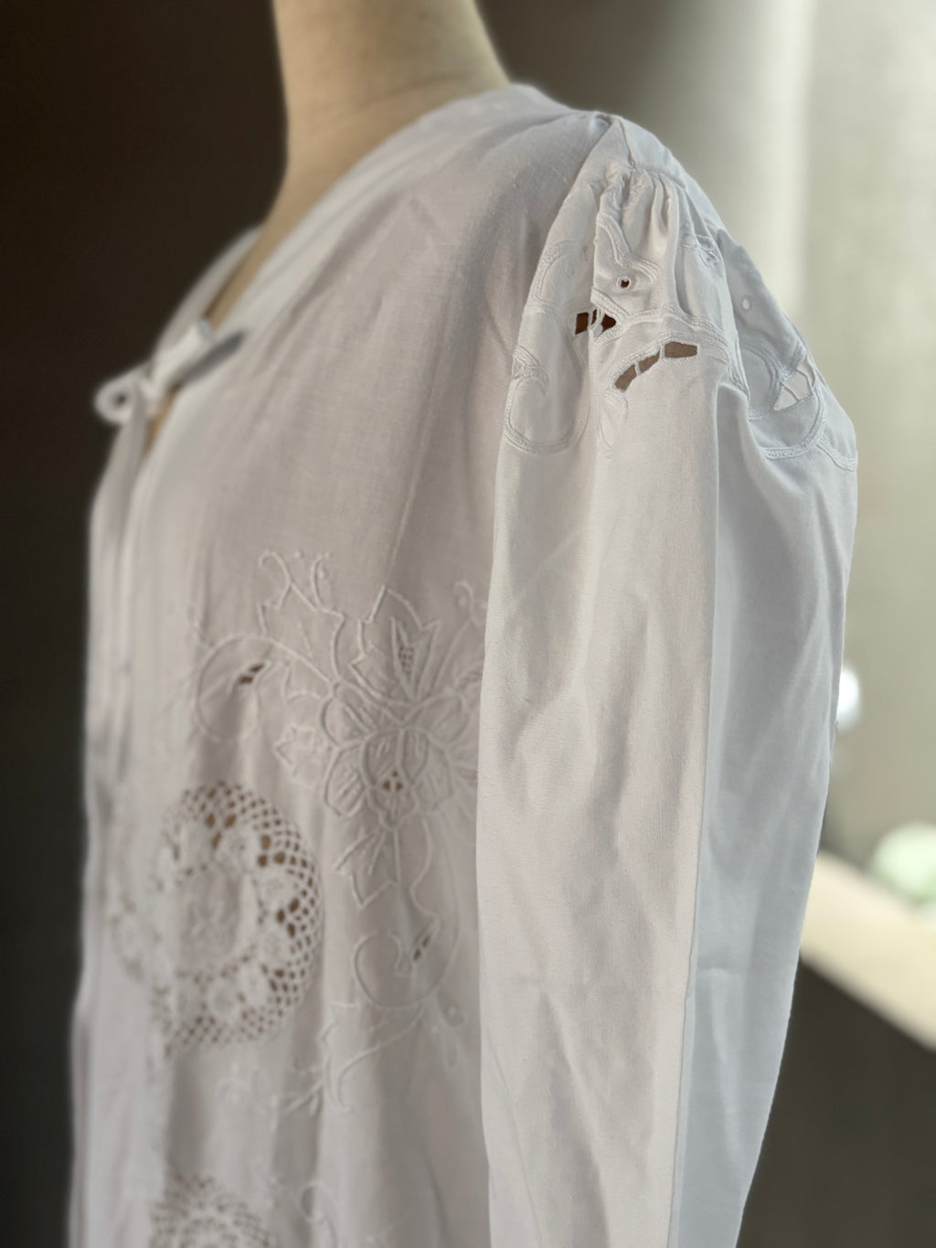 連脈（Renmyaku）｜Lace Vein Dress