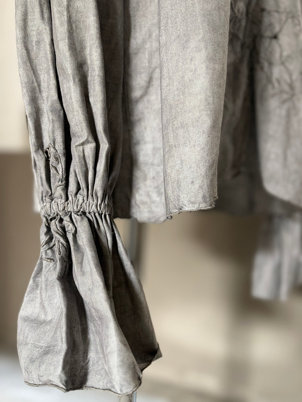 沈刻（Chinkoku）– Lace Blouse
