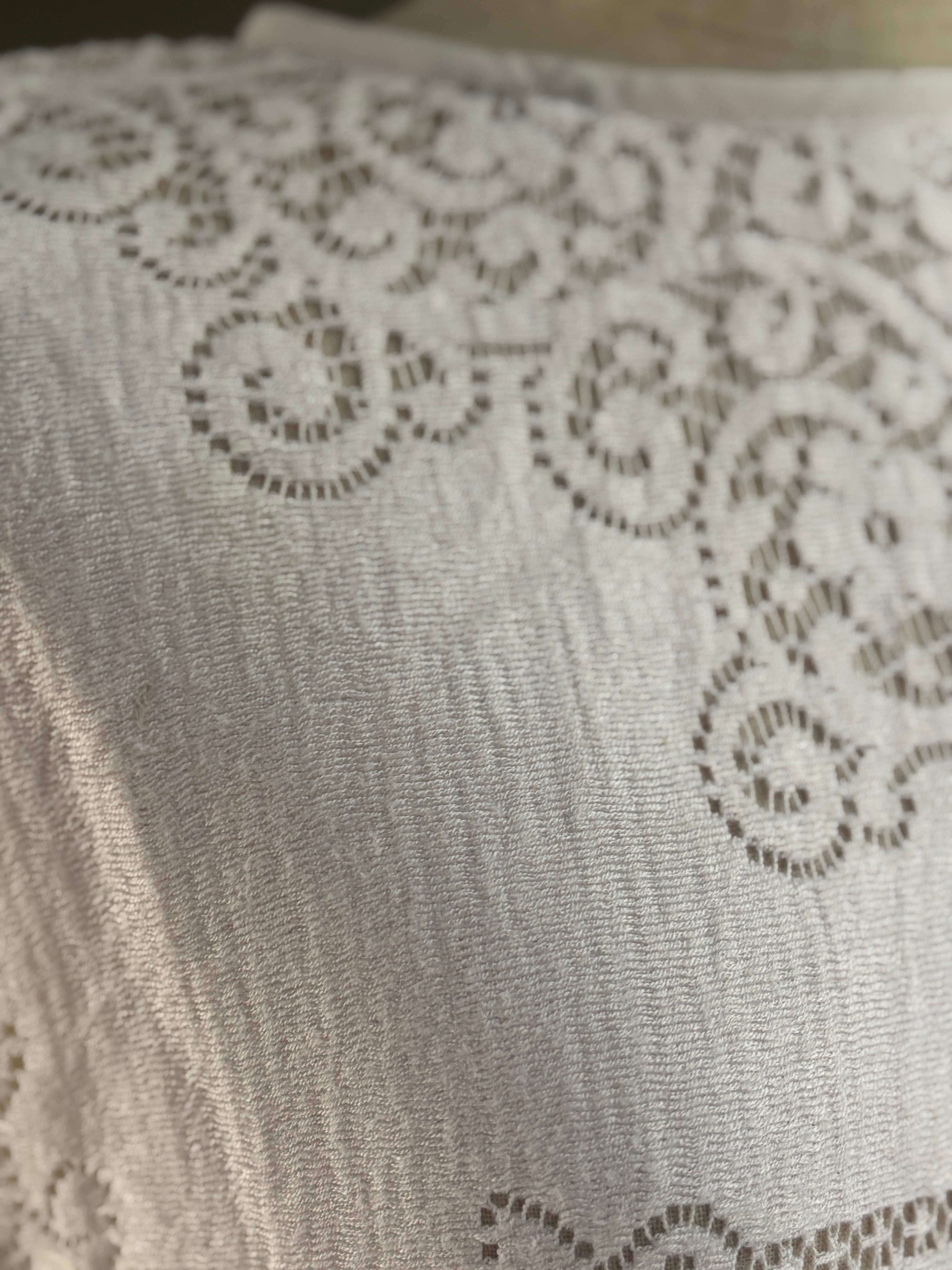 淡結（Tanketsu）｜Soft Pink Lace Dress