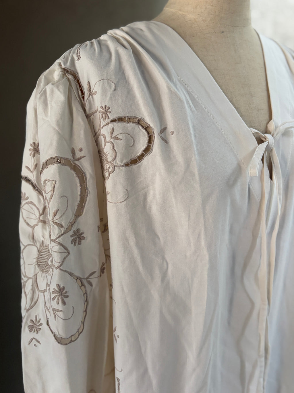 余章（Yoshō）｜Quiet Bloom Dress