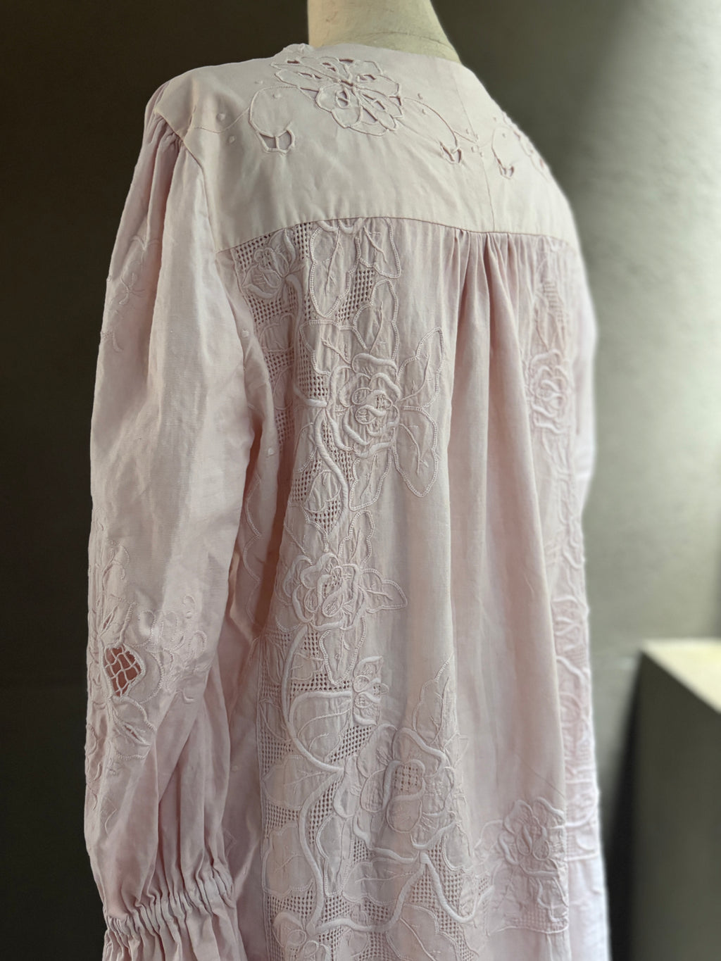 囲景（Ikage）｜Framed Blush Dress