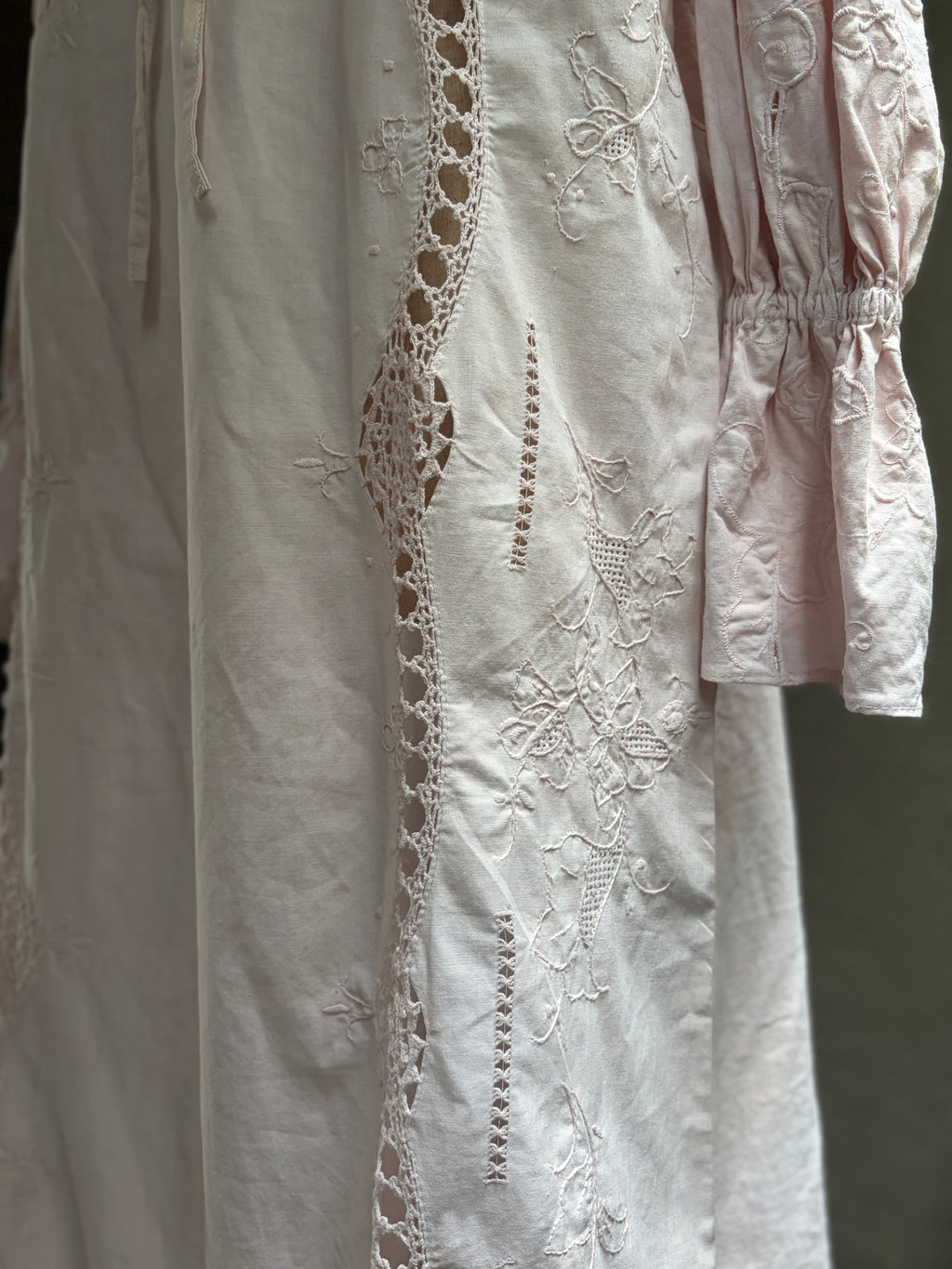 囲景（Ikage）｜Framed Blush Dress