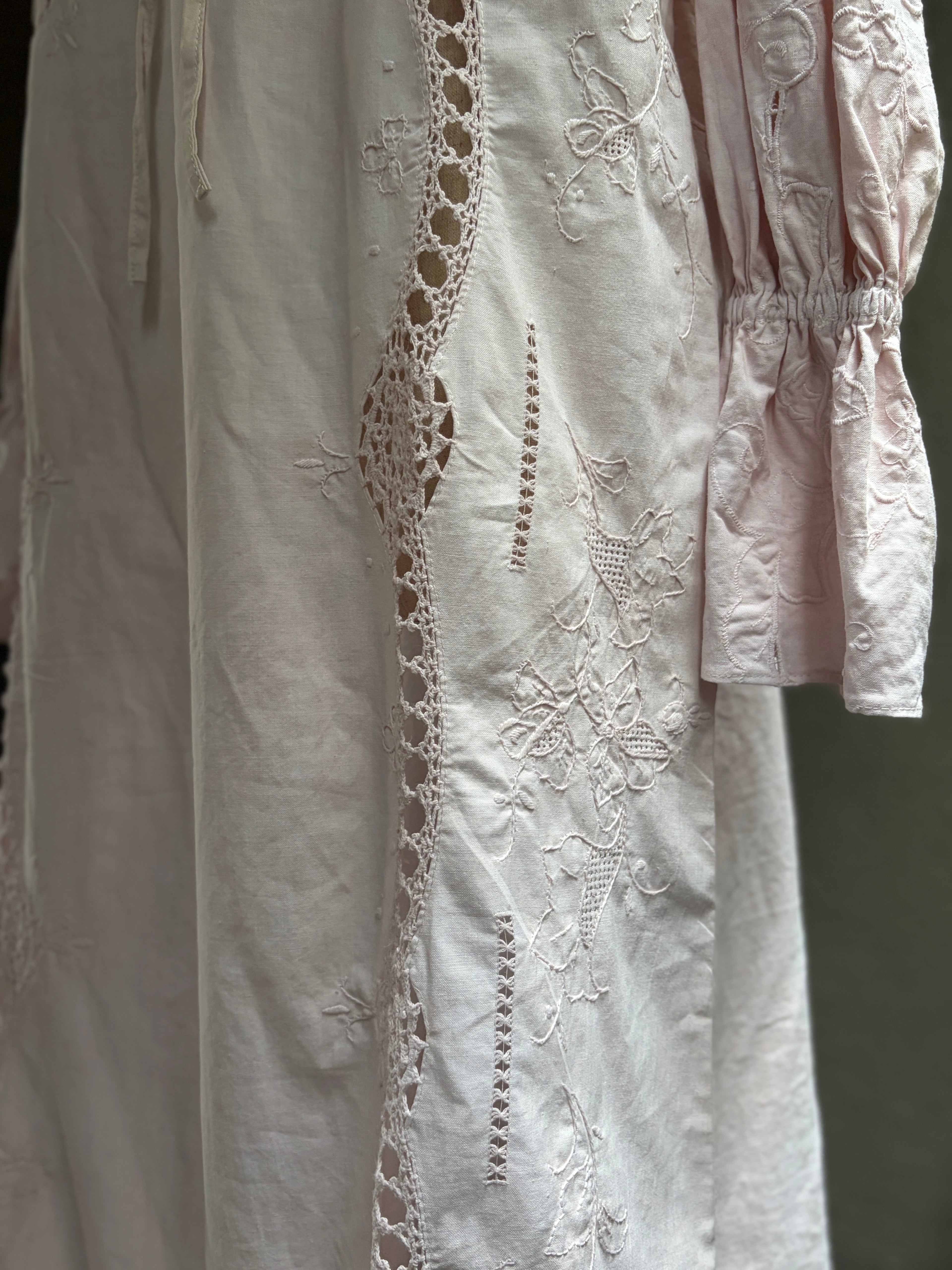 囲景（Ikage）｜Framed Blush Dress