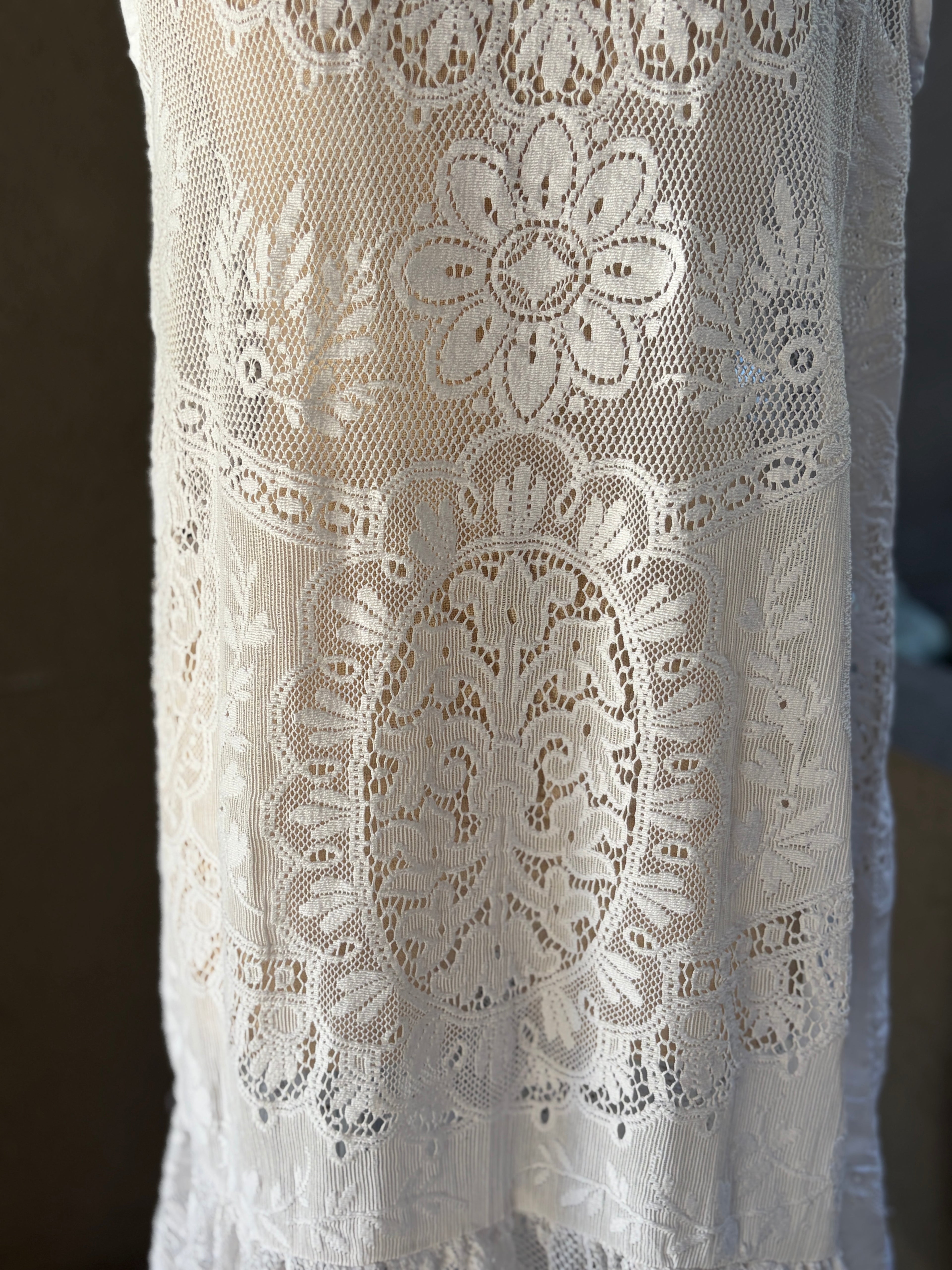 静影（Seiei）｜Quiet Lace Dress