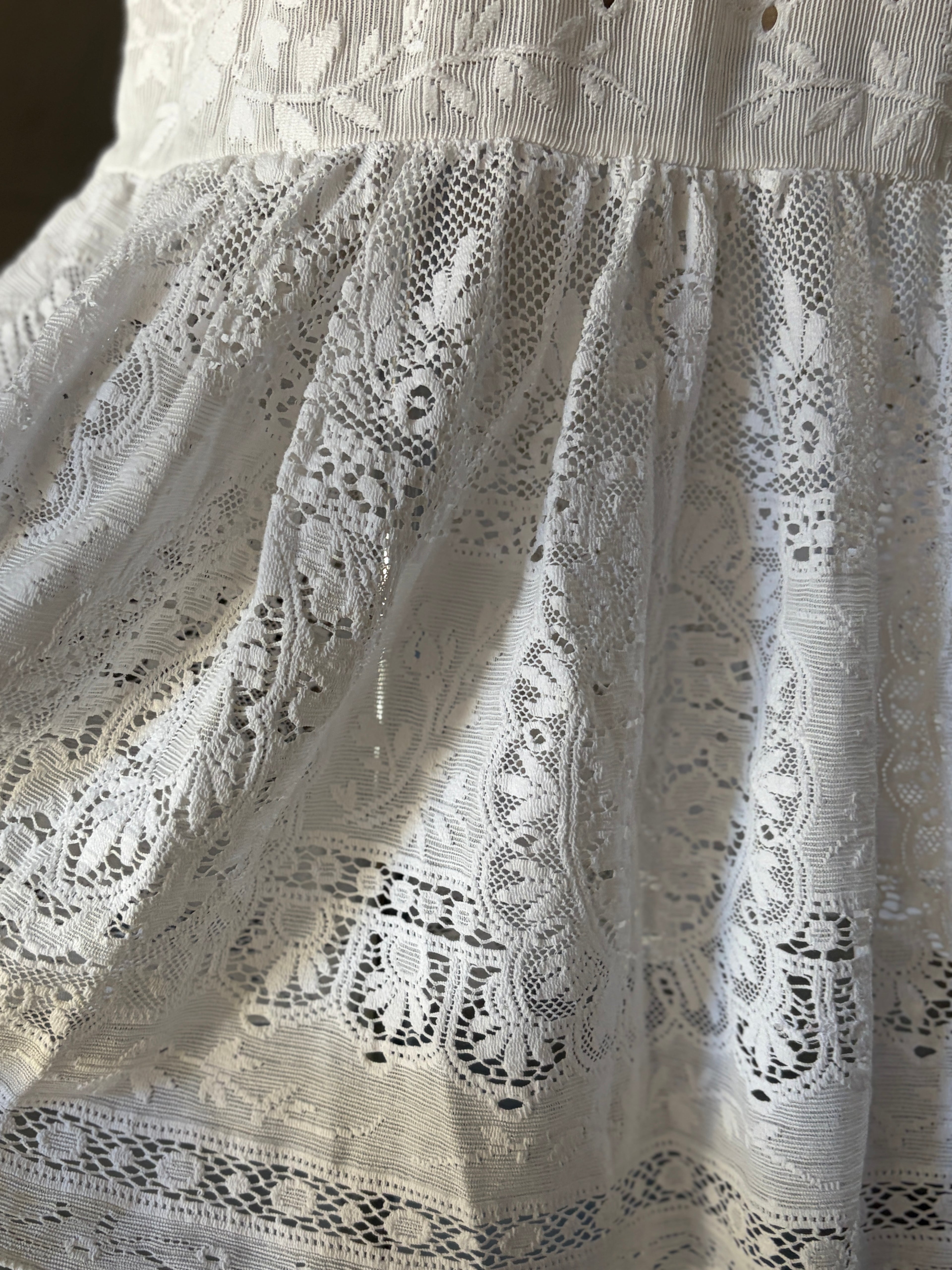 静影（Seiei）｜Quiet Lace Dress