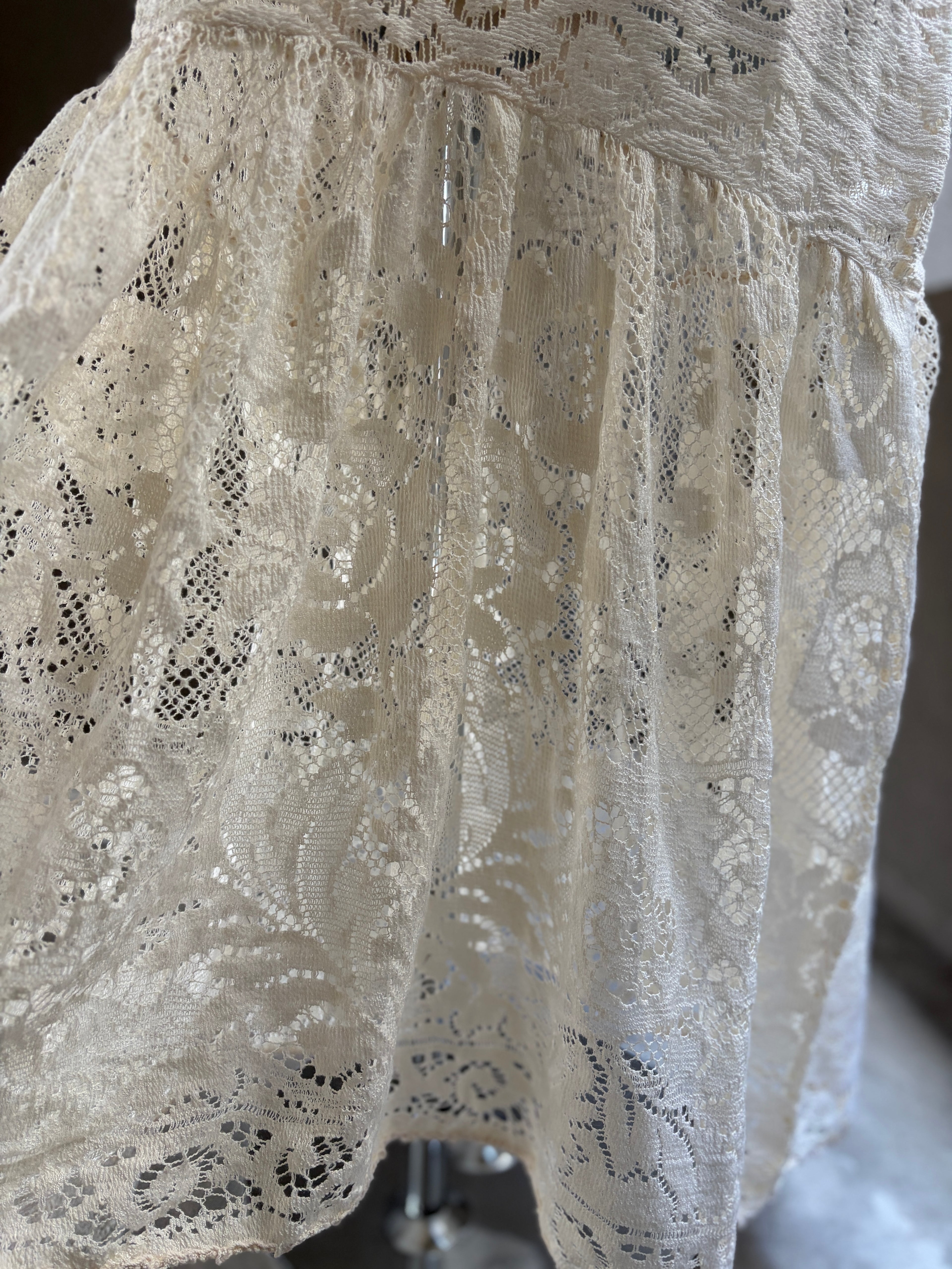 淡透｜Tan-Tou｜Soft Sheer