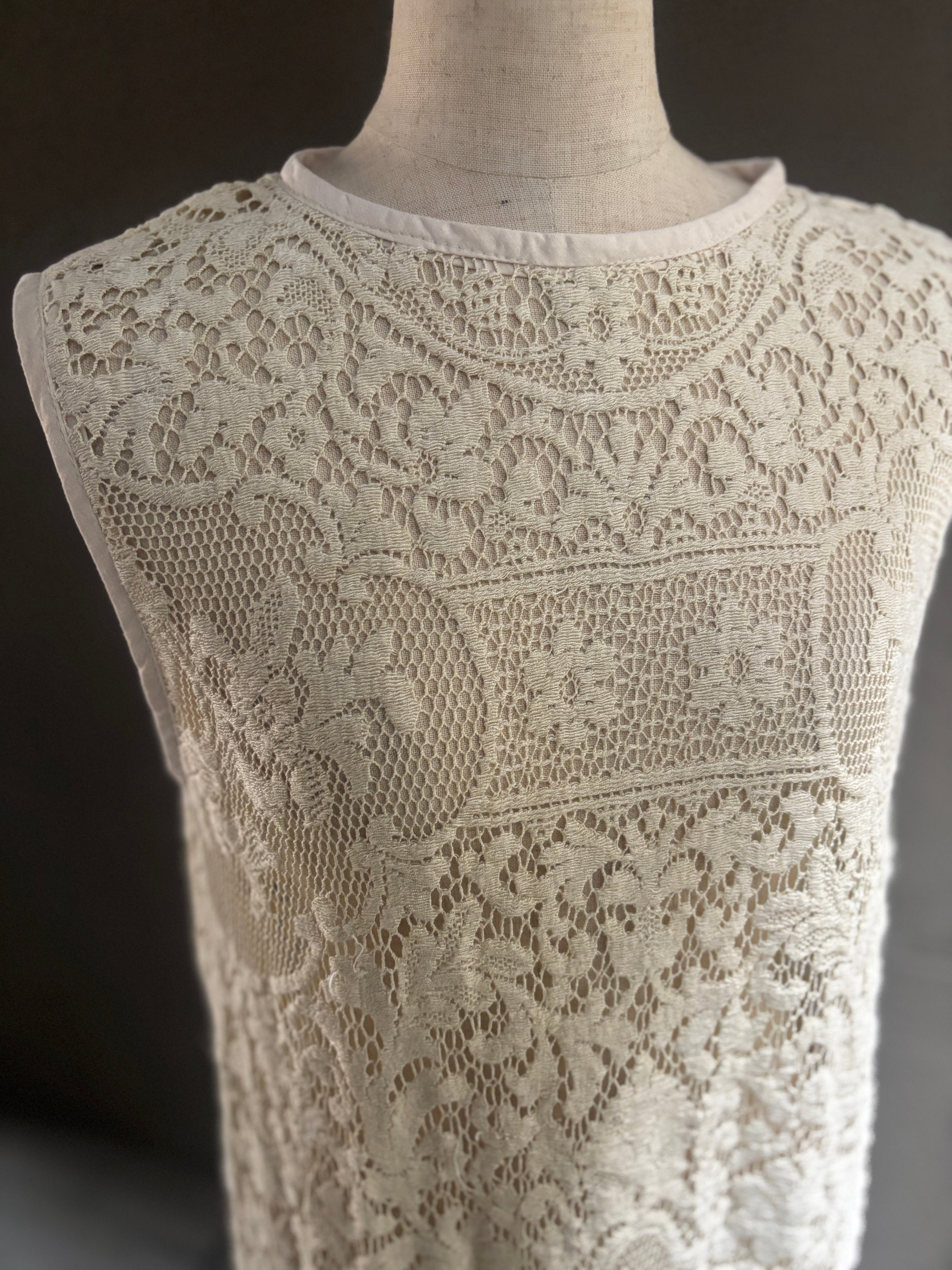 白綾（Hakua）｜Ivory Lace Dress