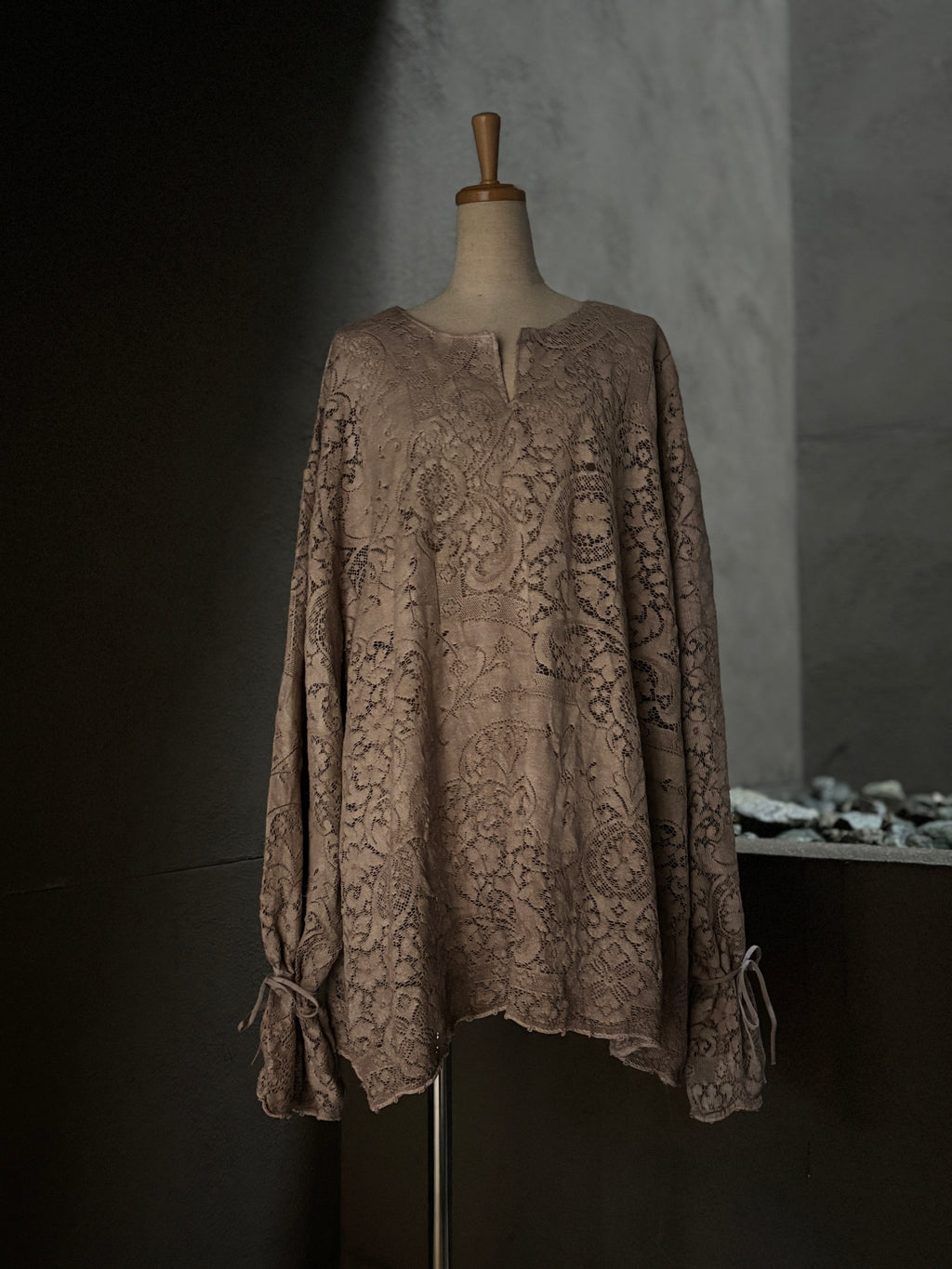 透紋（Tou-mon）｜Quaker Lace Tunic