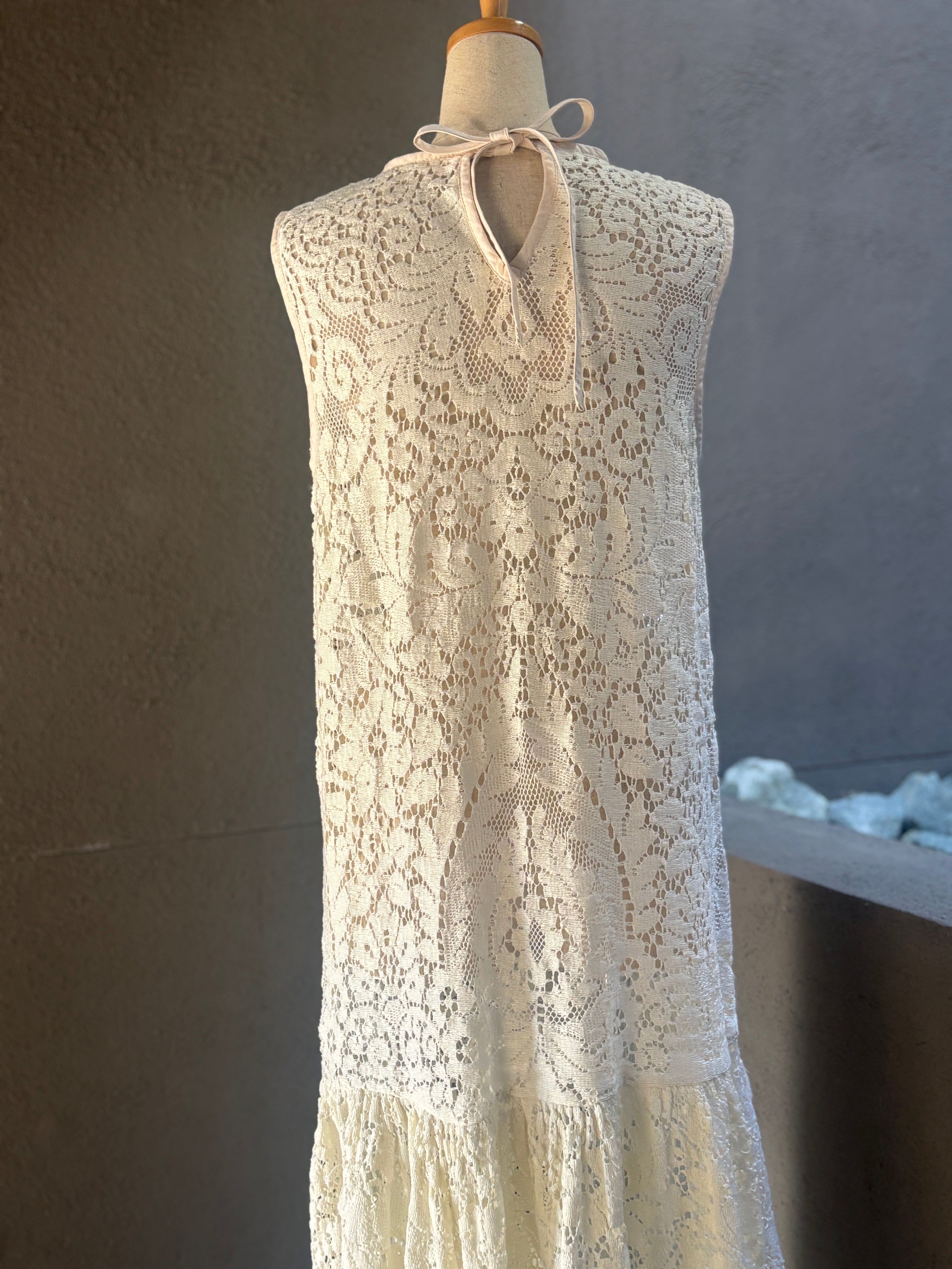 層影（Souei）｜Layered Lace Dress