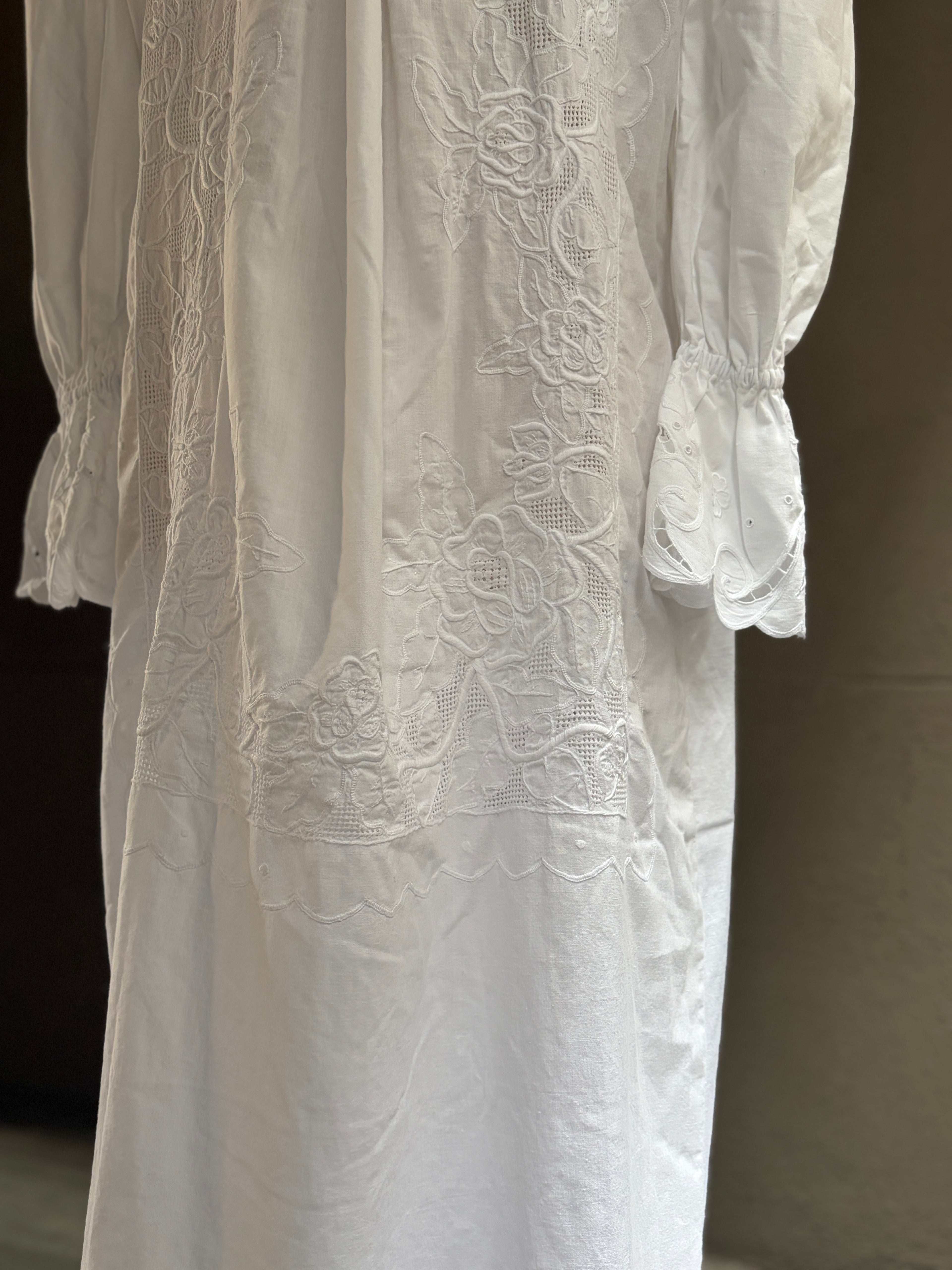 連脈（Renmyaku）｜Lace Vein Dress