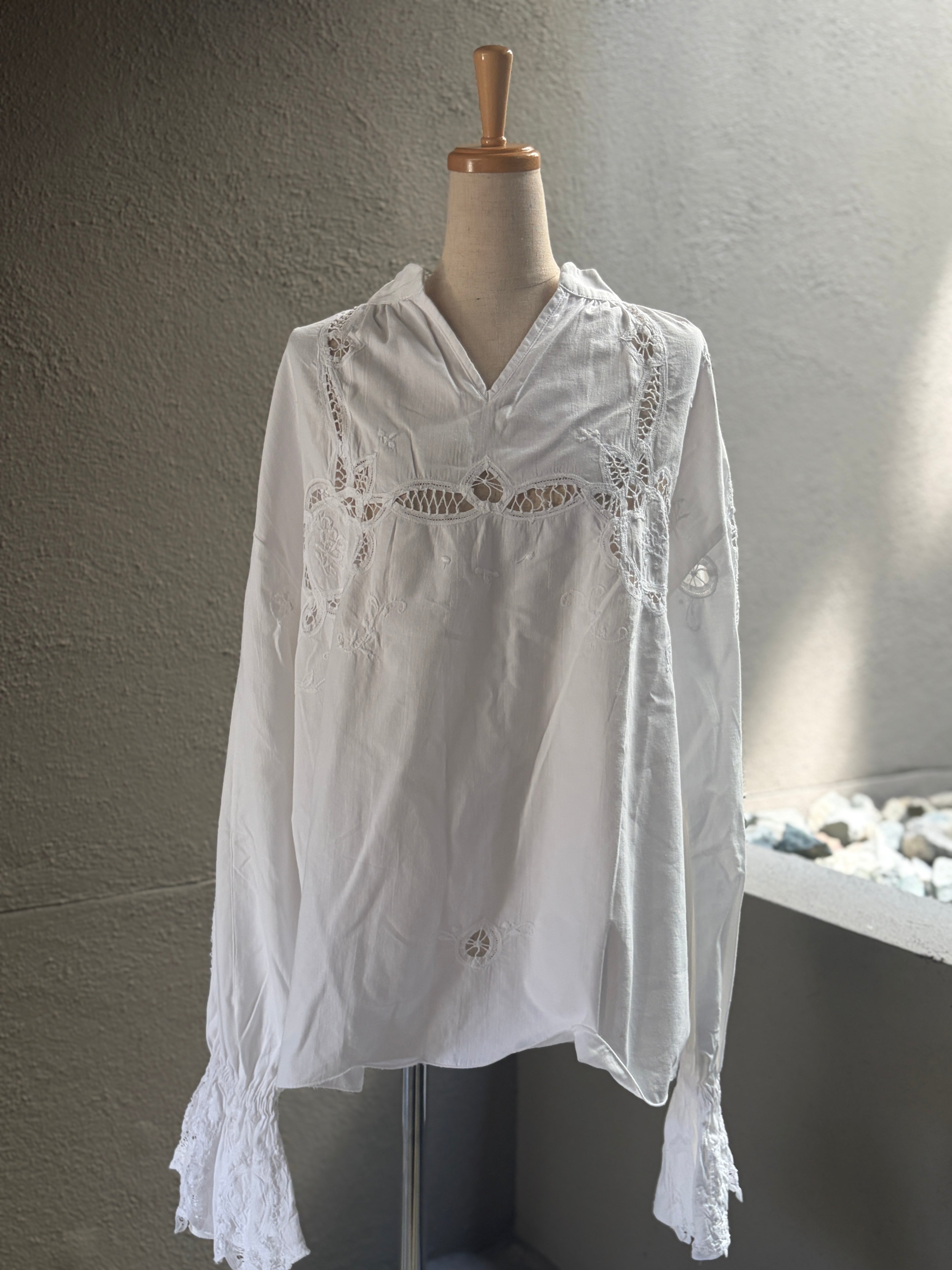 静余（Seiyo）｜Lace Blouse