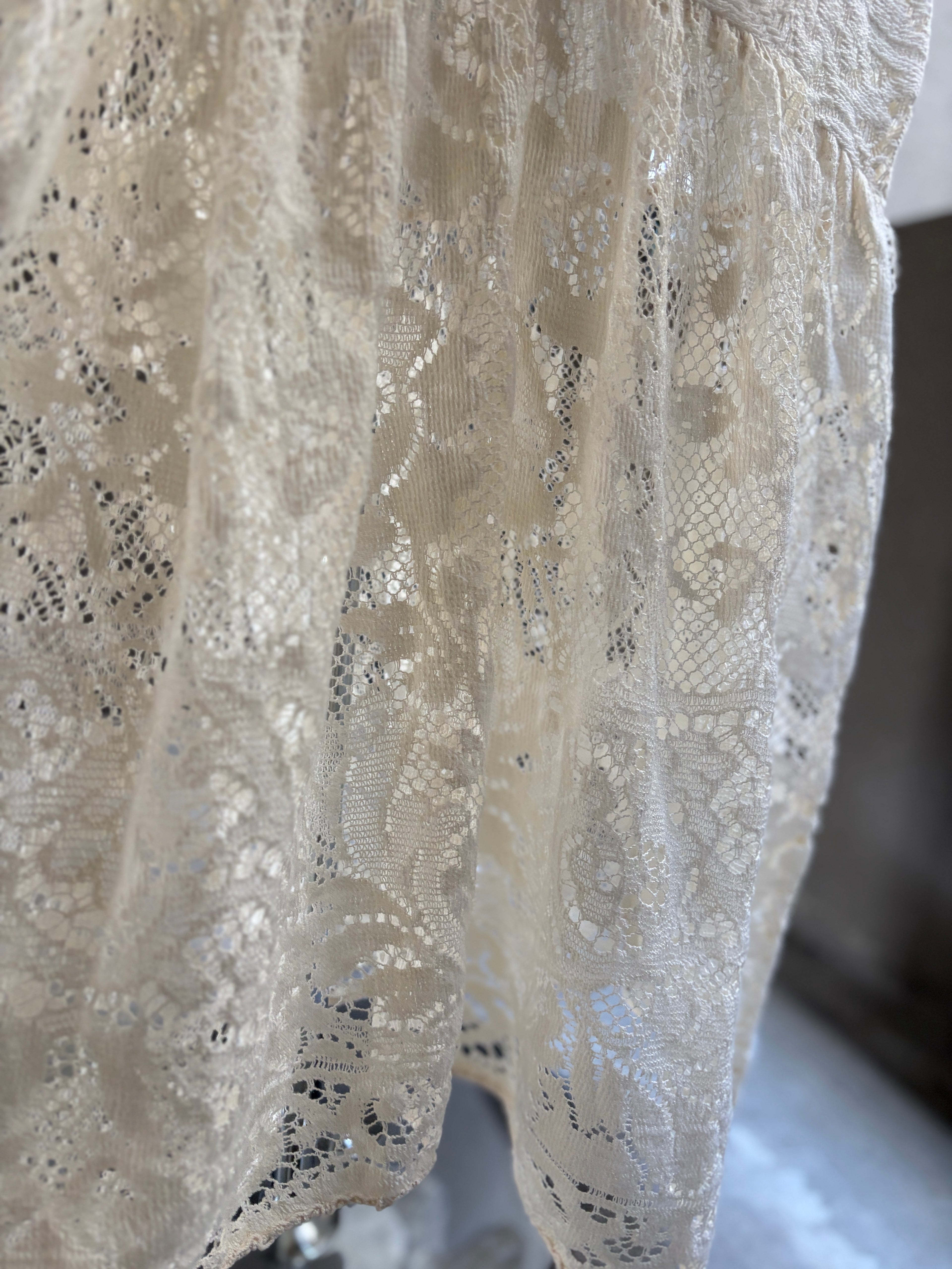 淡透｜Tan-Tou｜Soft Sheer