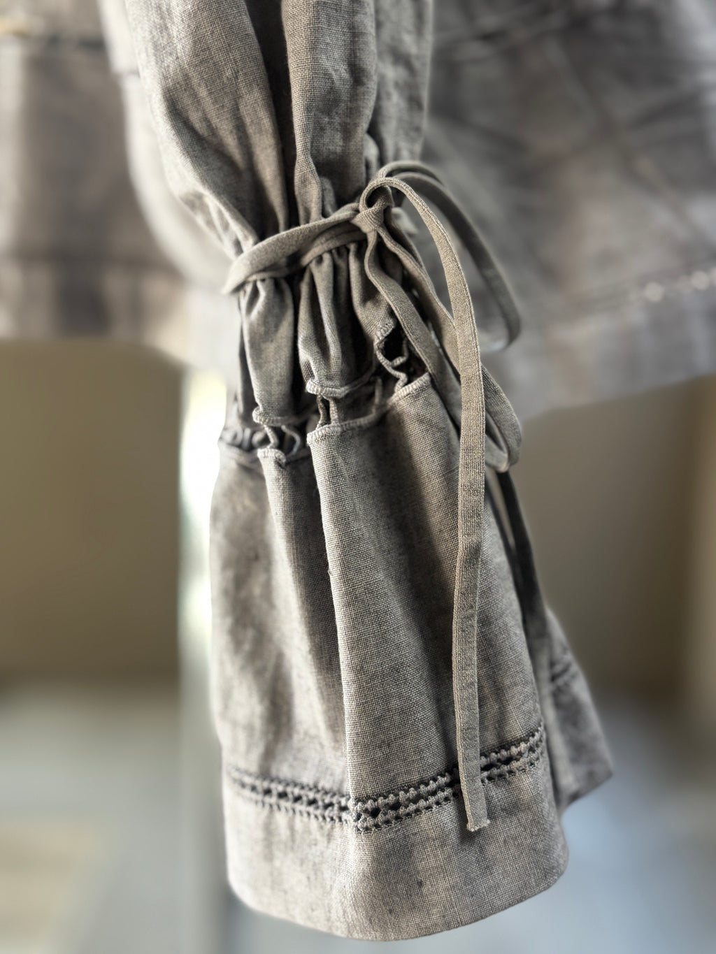 環影（Kan-ei）｜Circular Cutwork Blouse