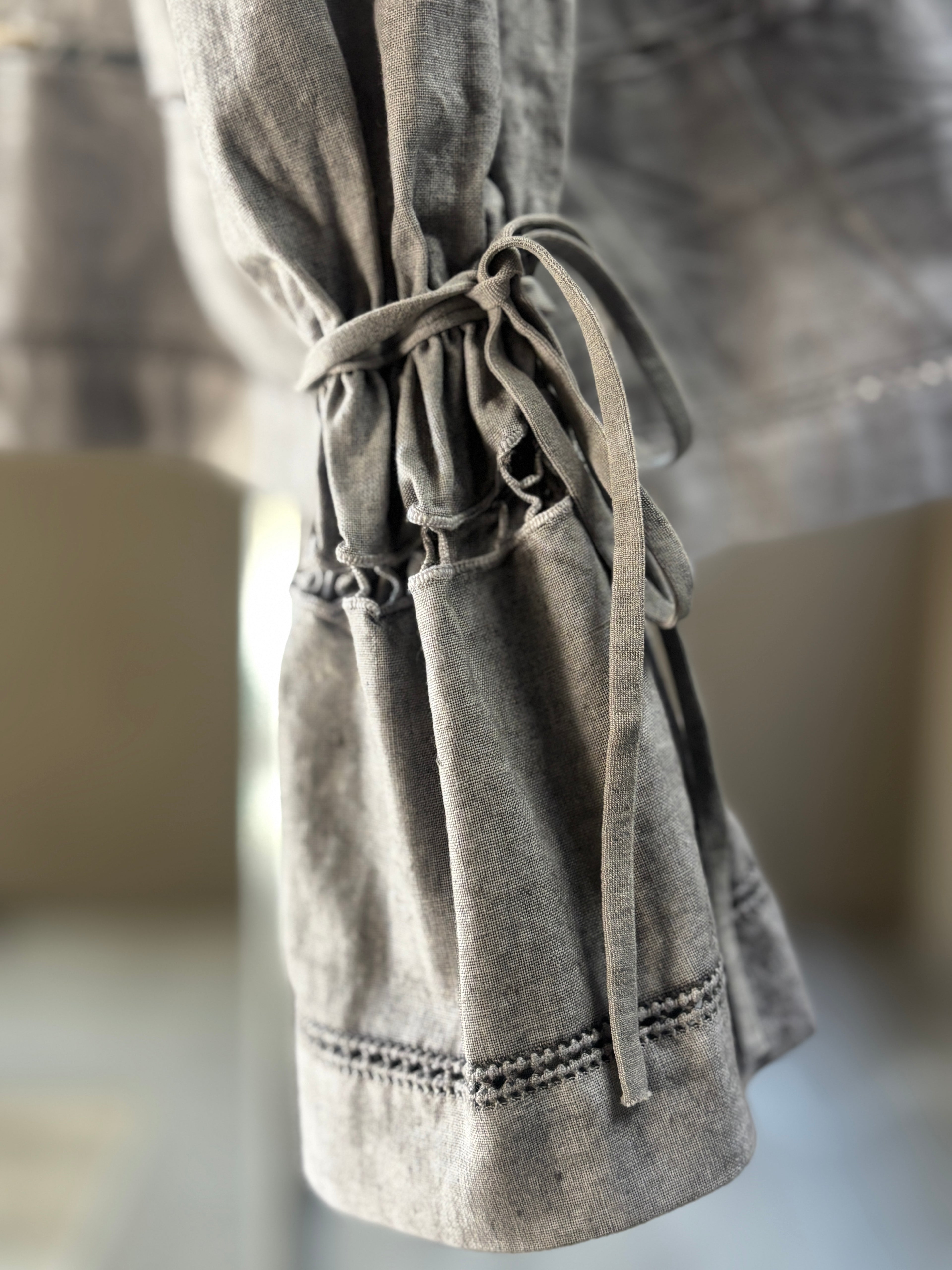 環影（Kan-ei）｜Circular Cutwork Blouse